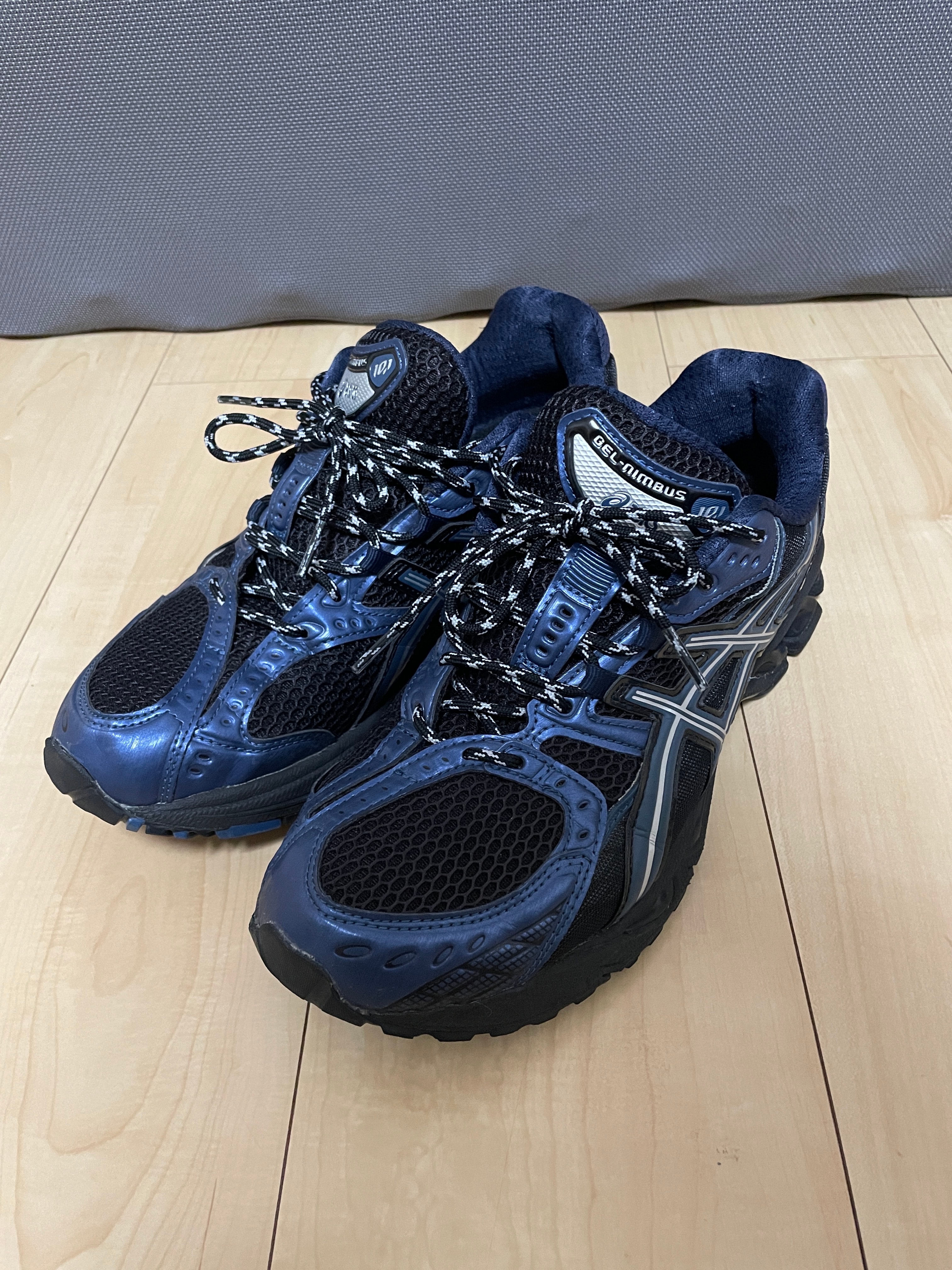 アシックス ゲルニンバス 10.1 "ブラック/グランドシャーク"