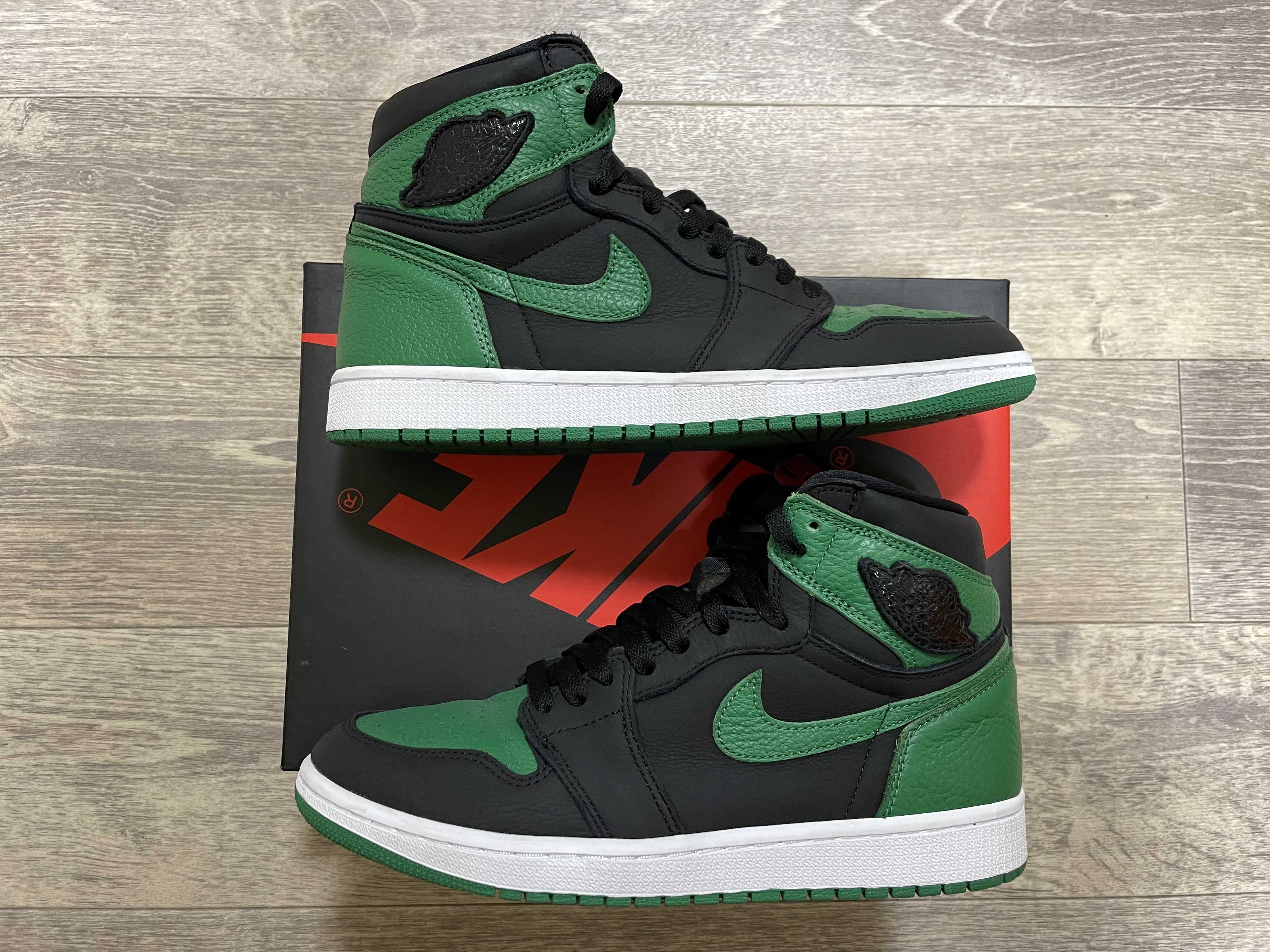 Nike Air Jordan 1 Retro High OG "Black/Pine Green" (2020)