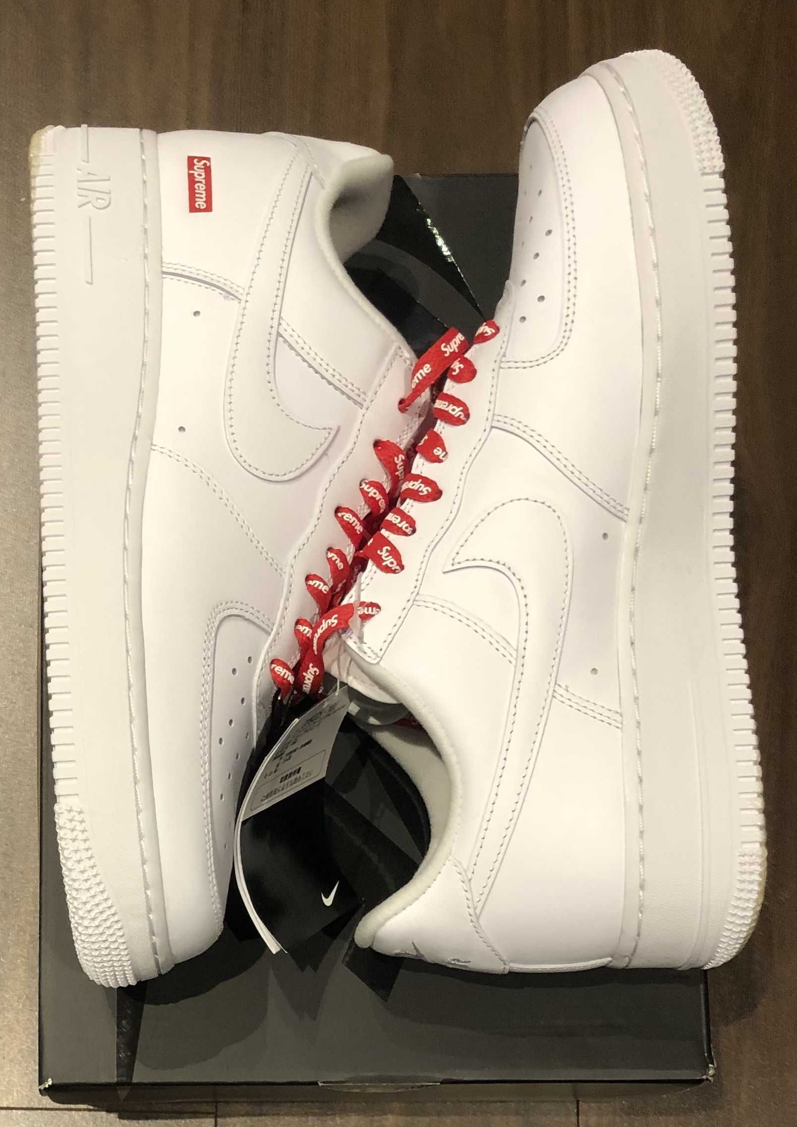 Supreme × Nike Air Force 1 Low "White"