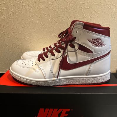 Nike Air Jordan 1 High '85 "Metallic Burgundy"