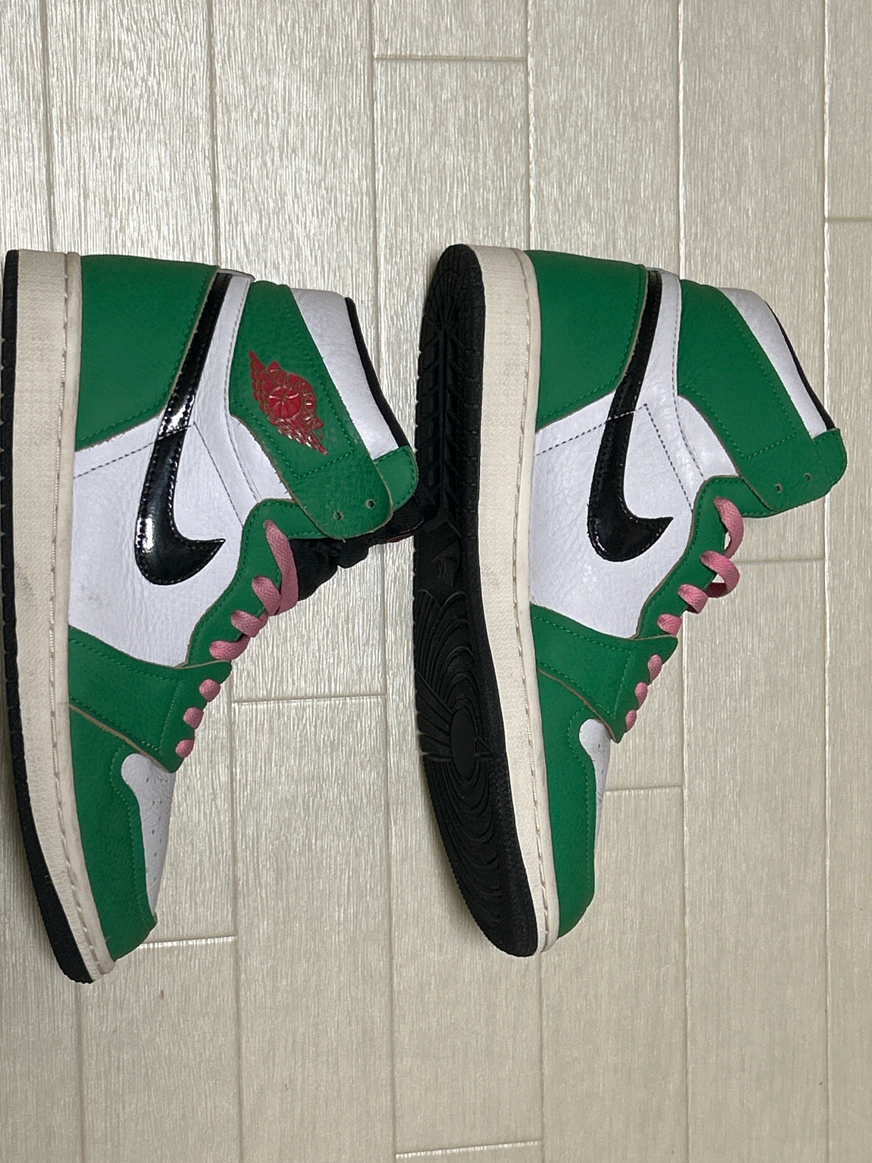Nike Women's Air Jordan 1 High OG "Lucky Green/White-Sail-Black"   