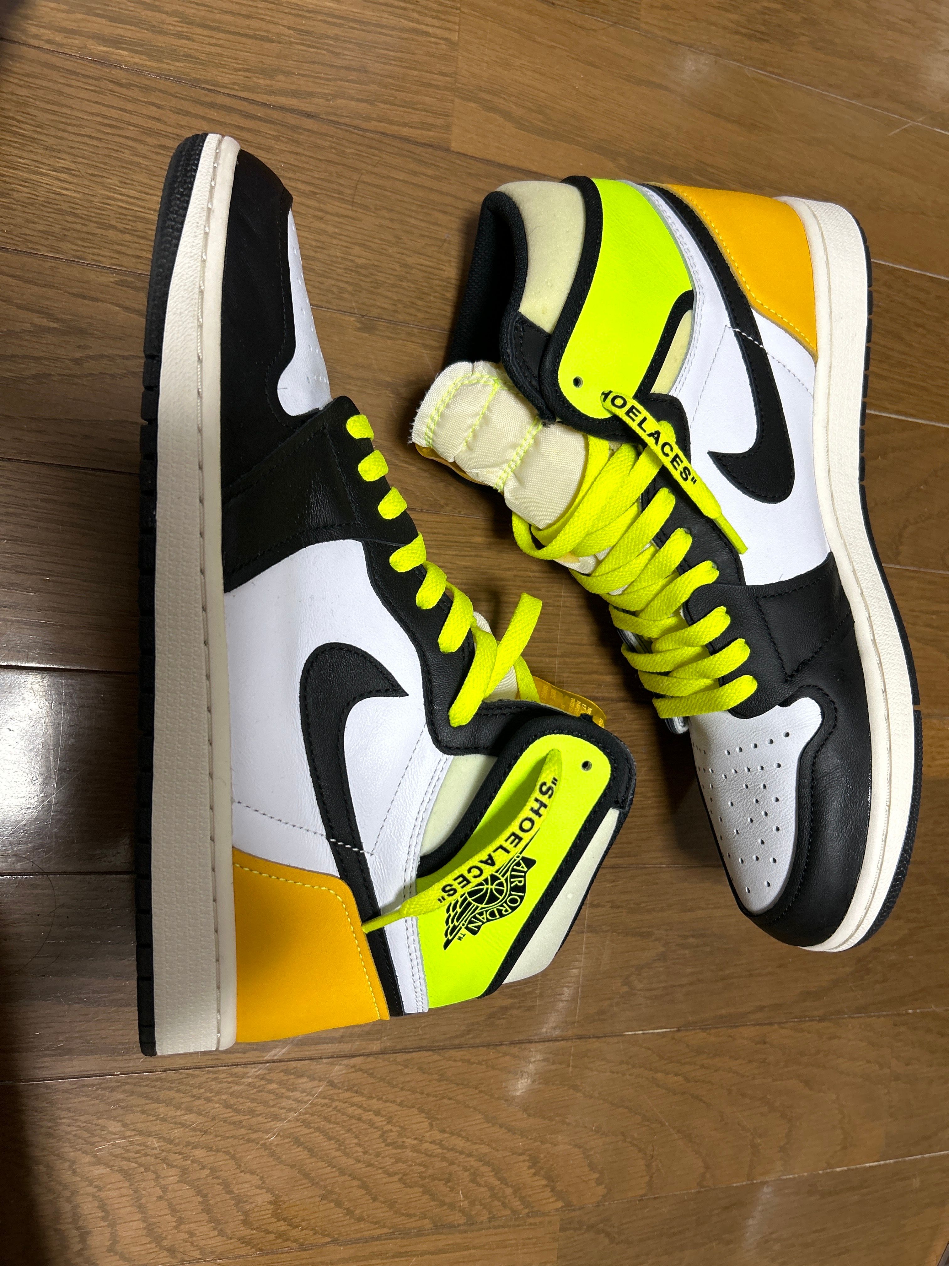 Nike Air Jordan 1 High OG "Volt Gold"