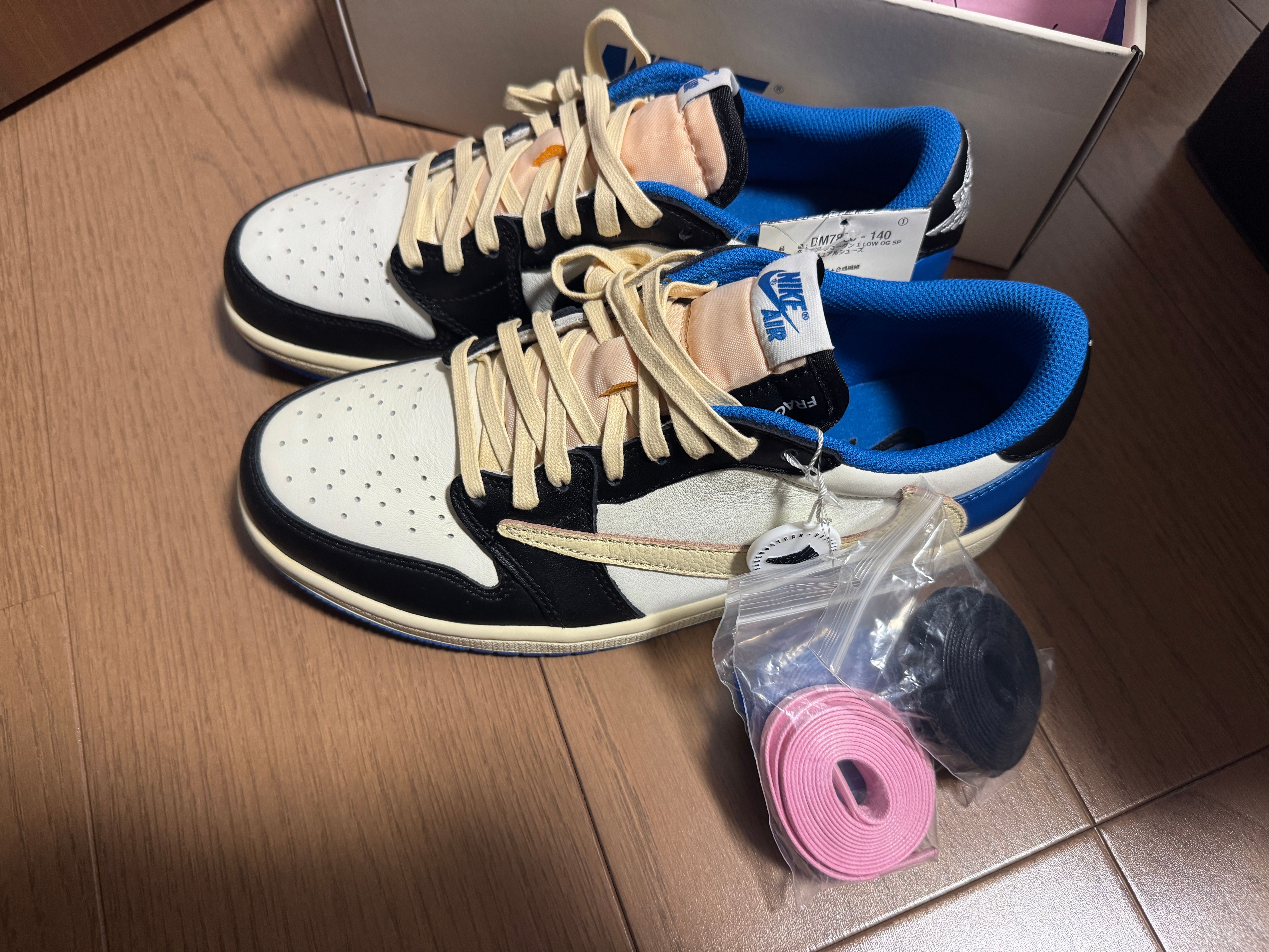 Travis Scott × fragment design × Nike Air Jordan 1 Low OG SP "Military Blue"