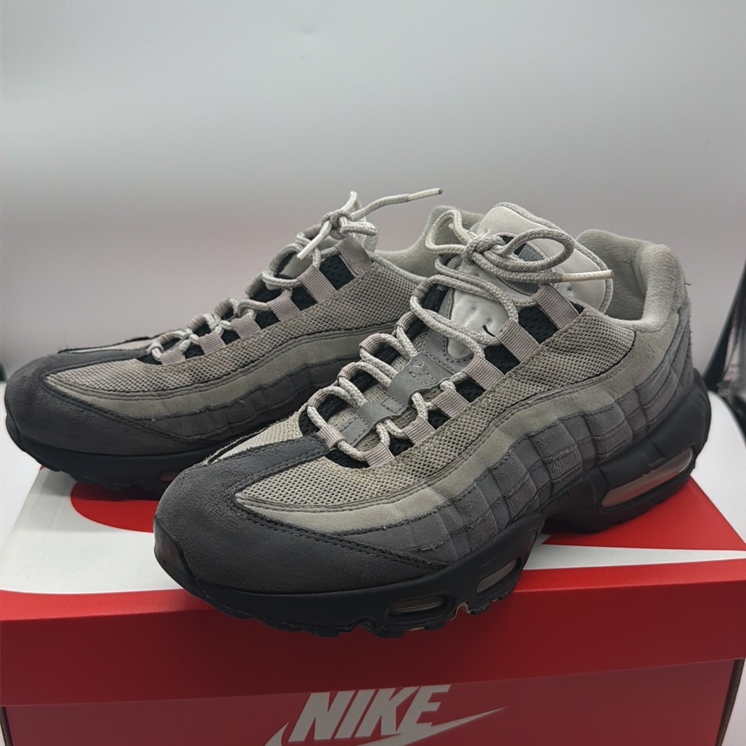 Nike Air Max 95 "Gunsmoke/Pink Foam"