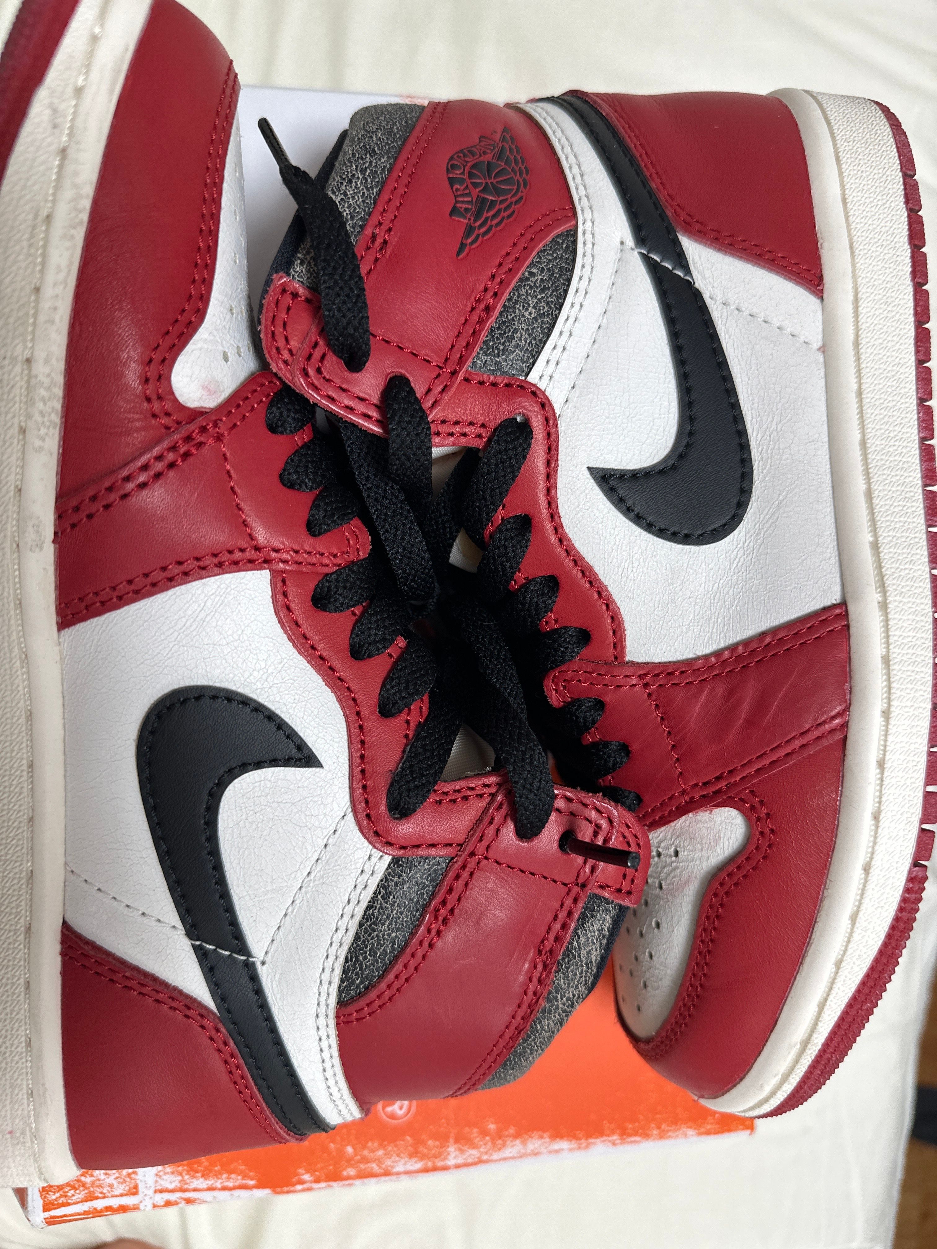 Nike Air Jordan 1 High OG "Lost & Found/Chicago"