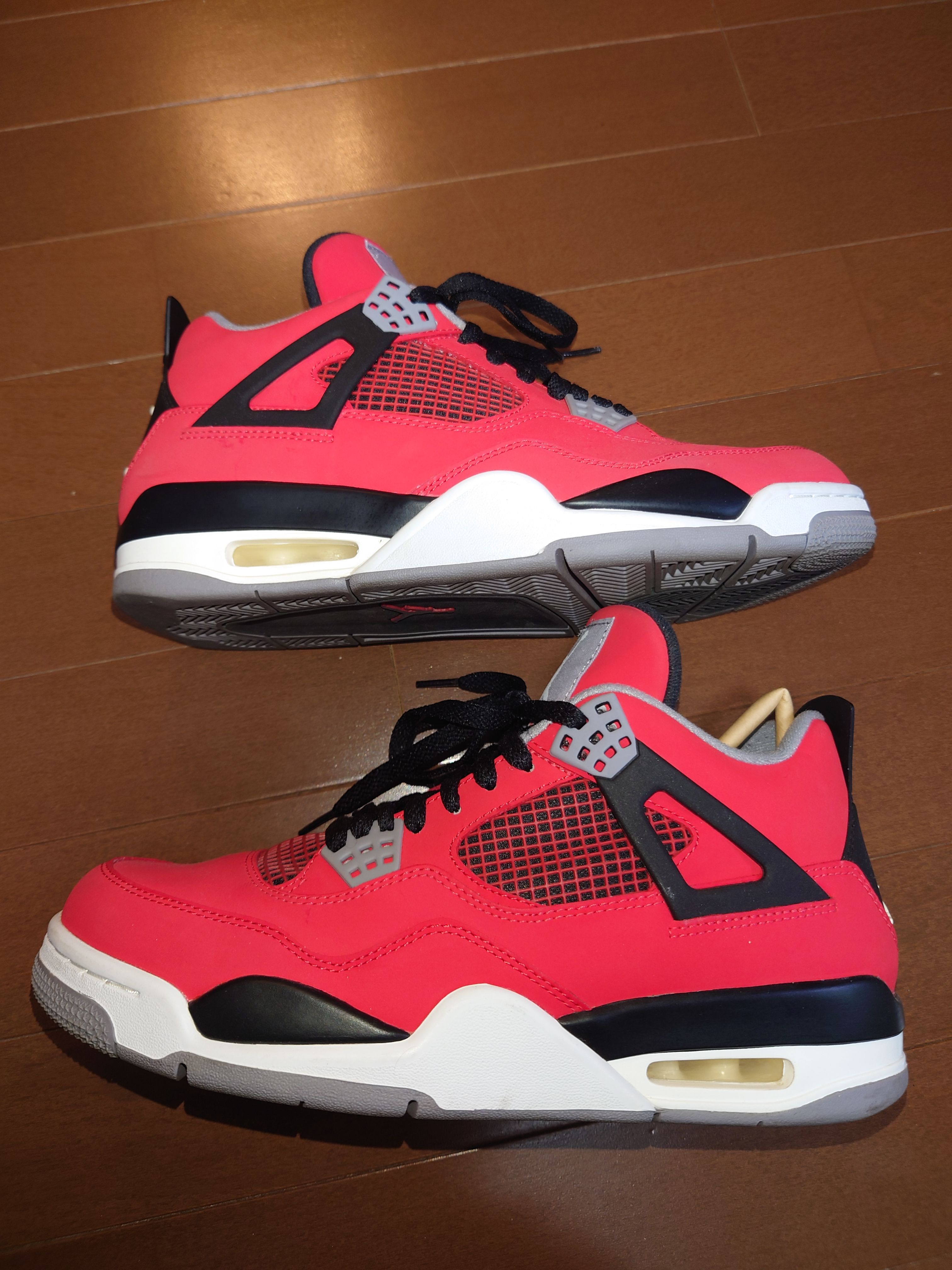 Nike Air Jordan 4 Retro "Toro Bravo"