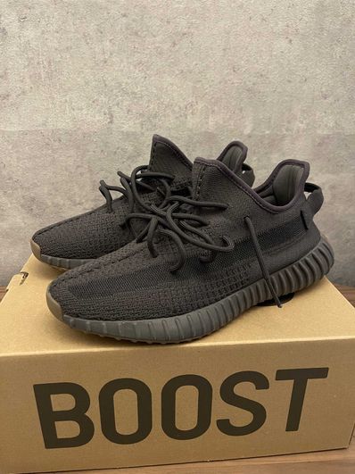 adidas YEEZY Boost 350 V2 "Cinder"