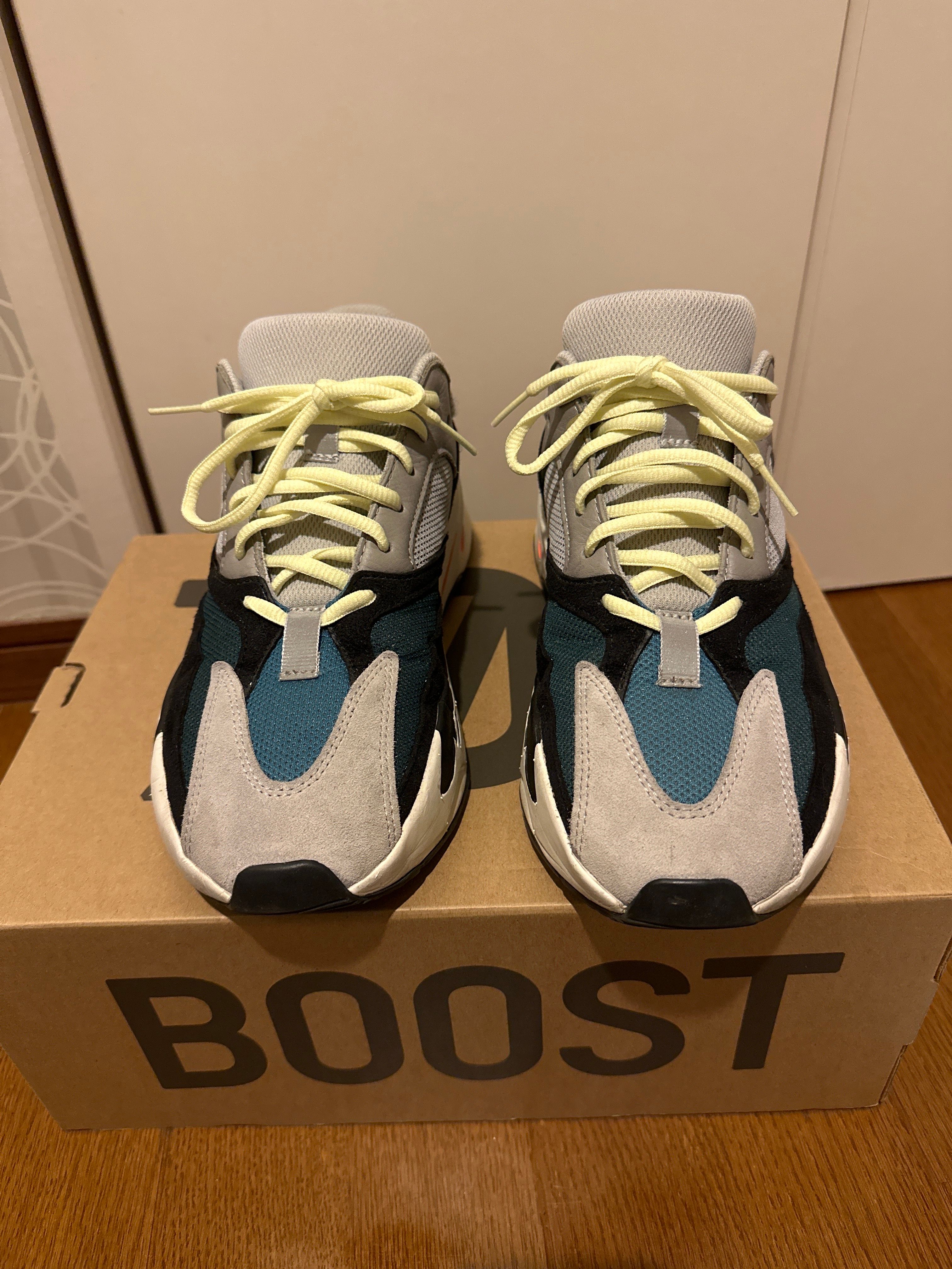 adidas YEEZY Boost 700 "Wave Runner"
