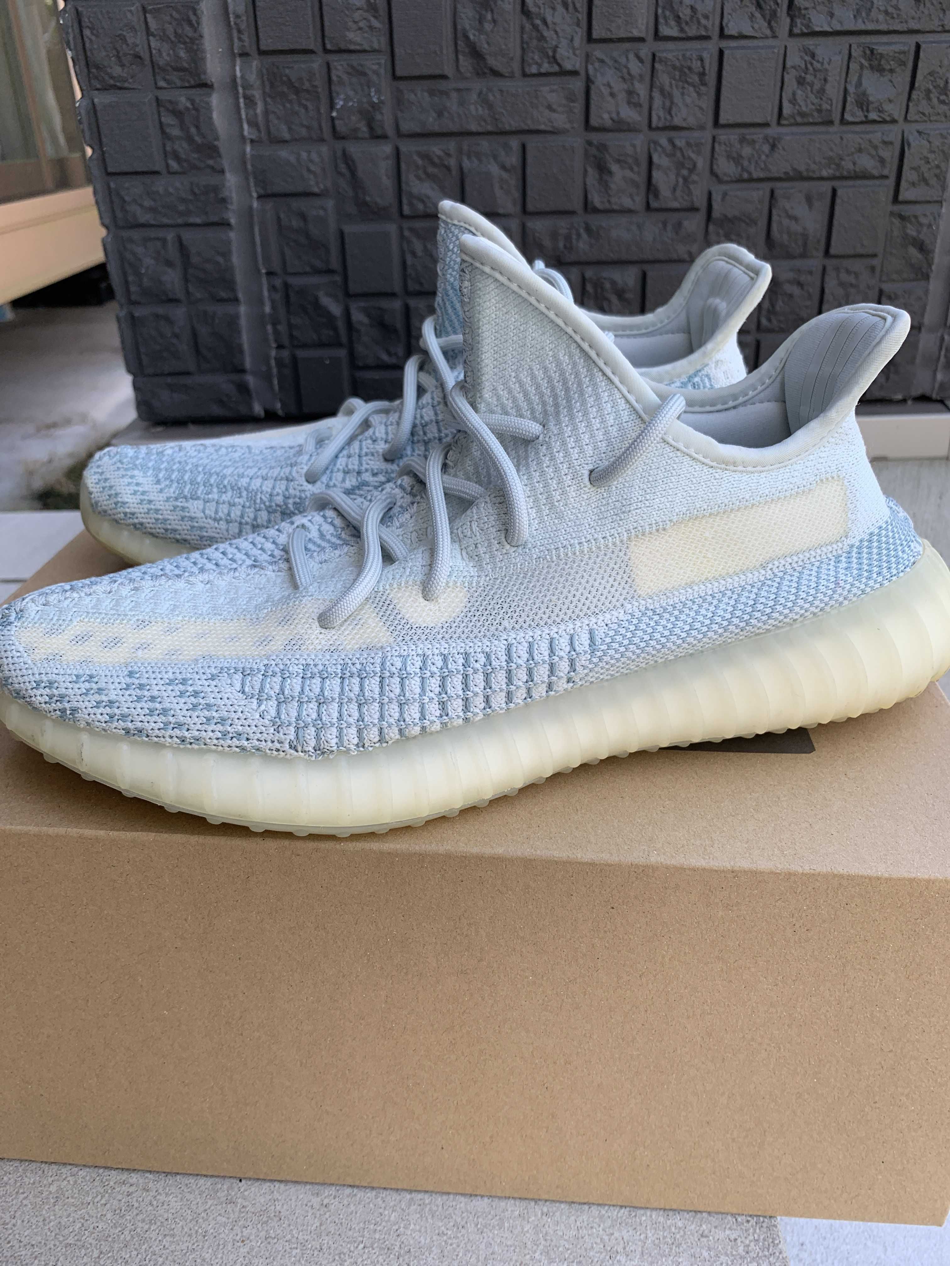 adidas YEEZY Boost 350 V2 "Cloud White"