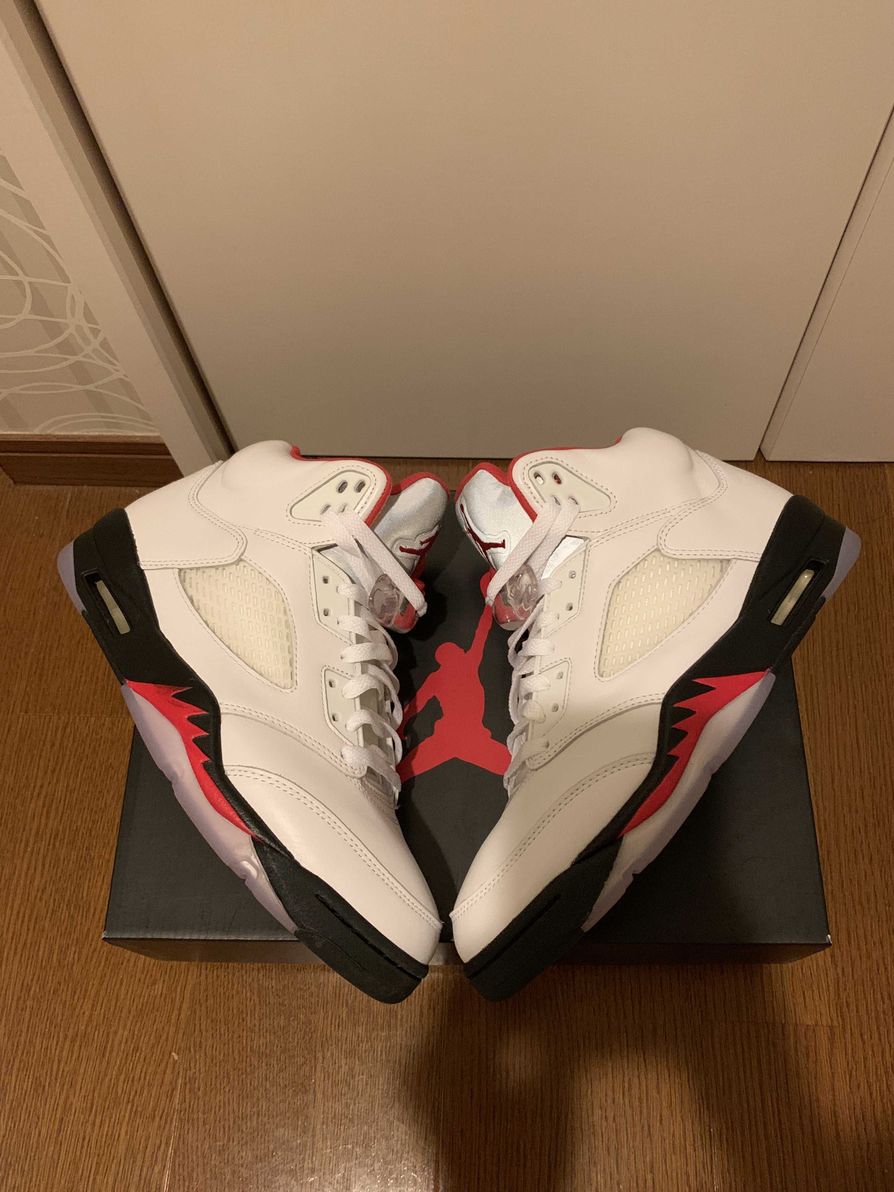 Nike Air Jordan 5 Retro "Fire Red" (2020)