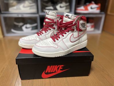 Nike Air Jordan 1 Retro High OG "Sail/University Red"