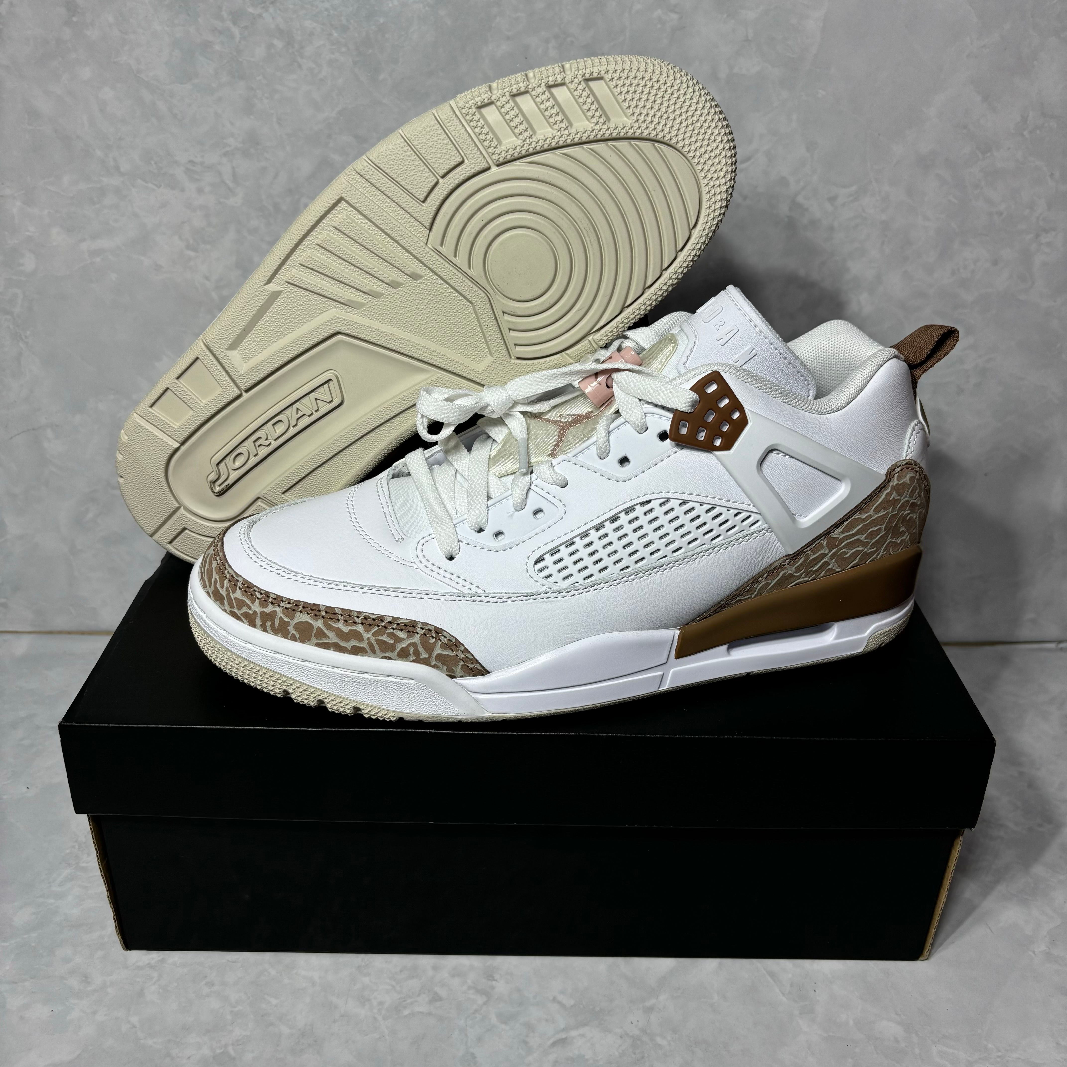 スパイジーク(Spizike)/Jordan 人気の新作/中古通販【スニーカー