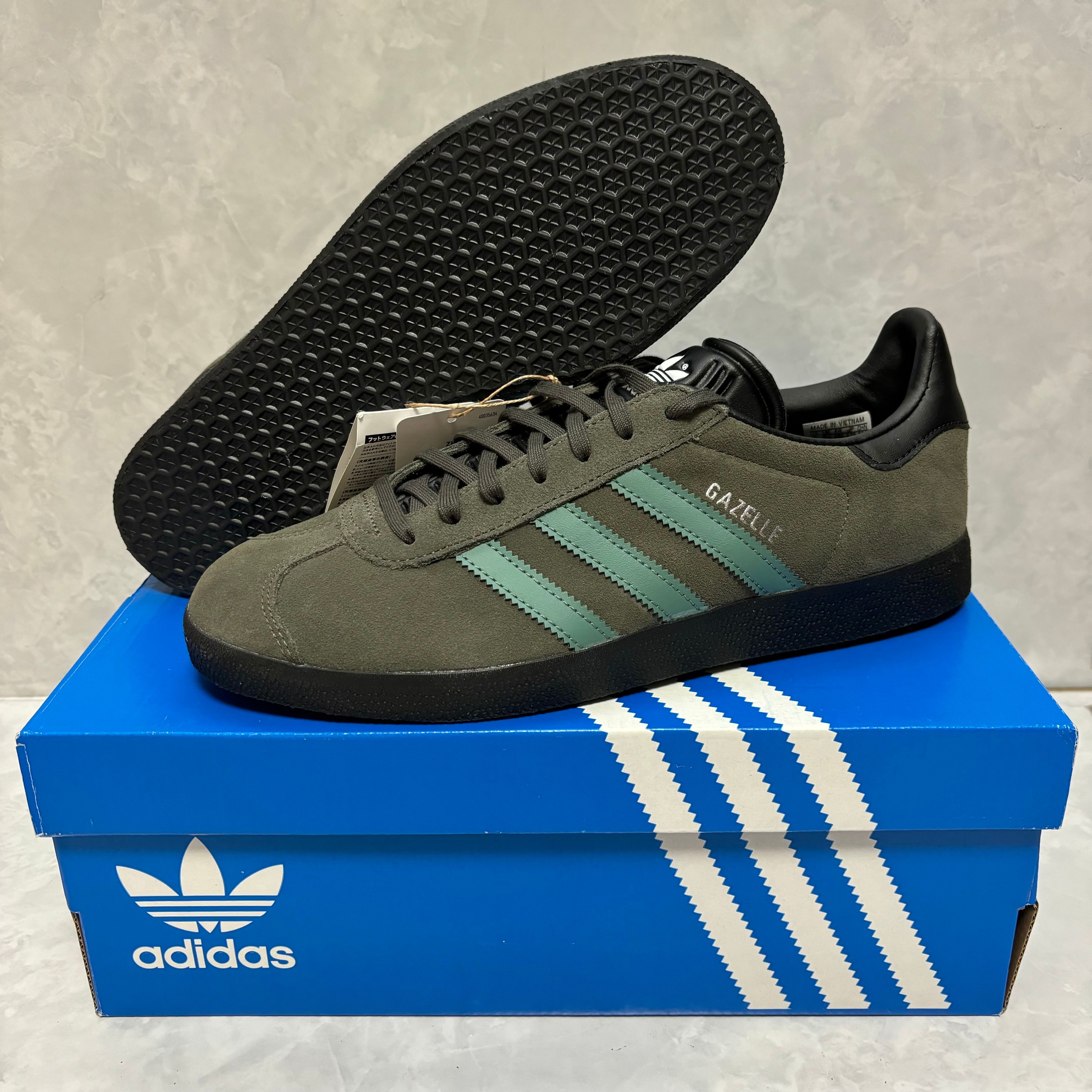 adidas Gazelle "Pantone/Core Black"