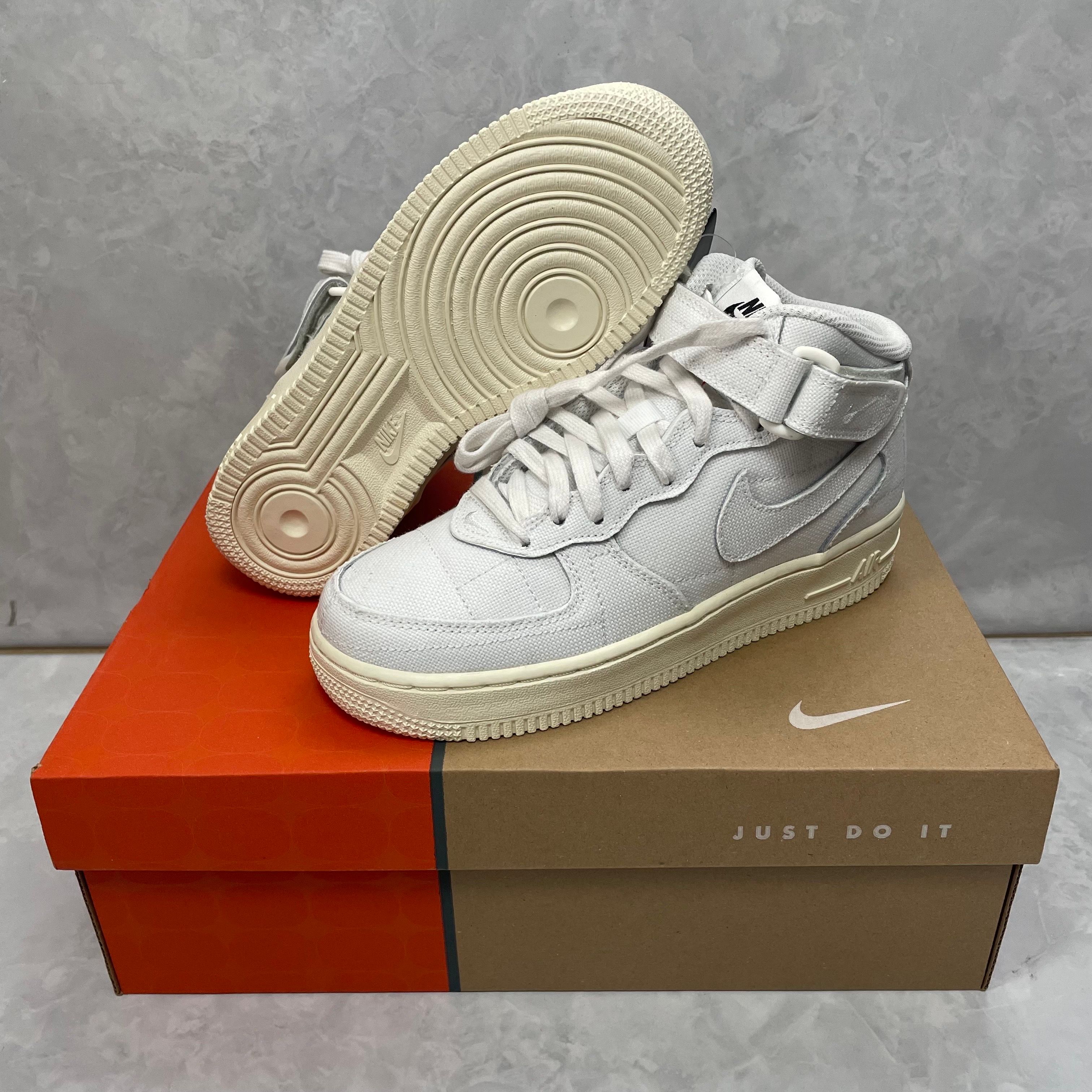 Nike Women's Air Force 1 '07 Mid LX "Summit White"