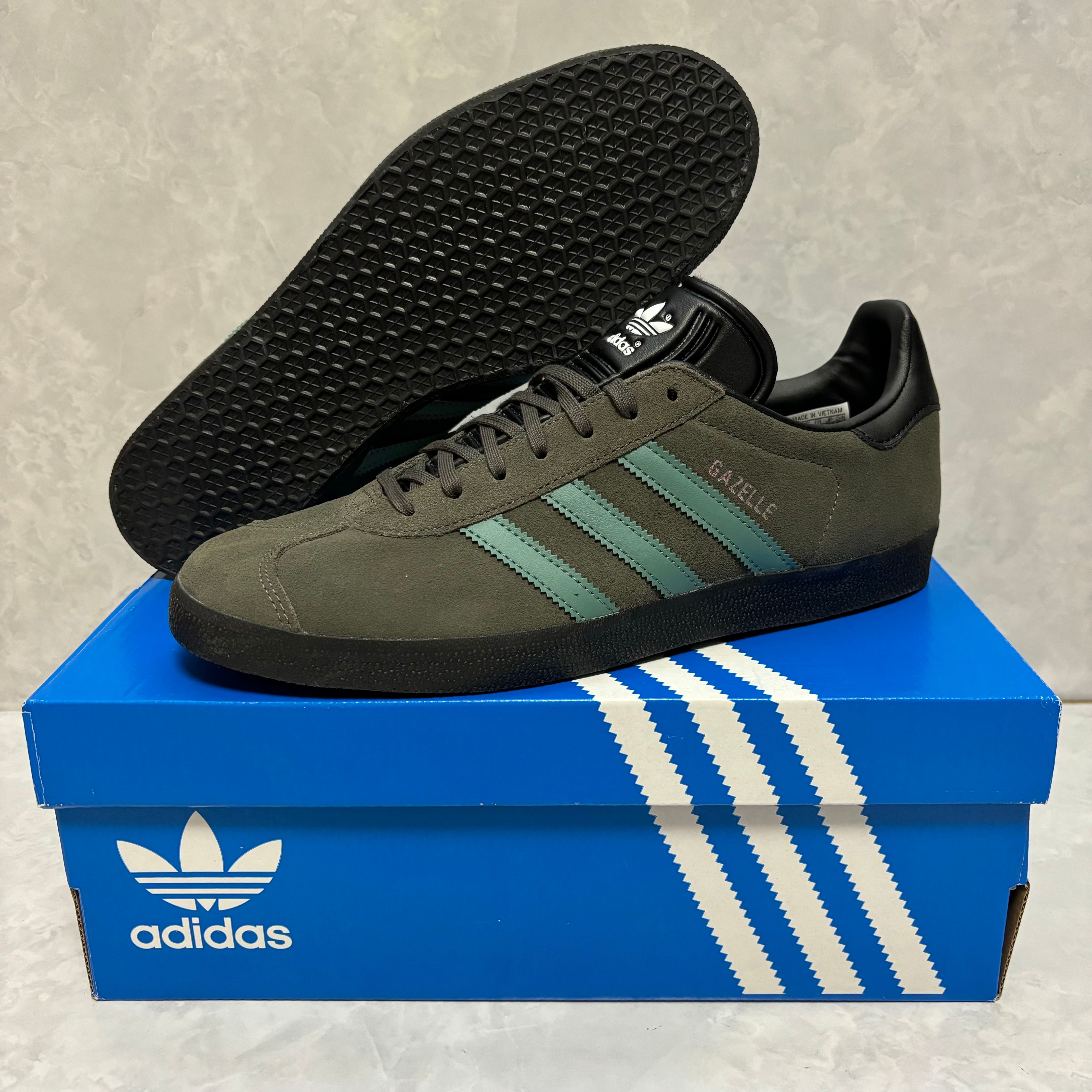 adidas Gazelle "Pantone/Core Black"