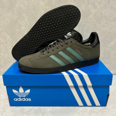 adidas Gazelle "Pantone/Core Black"