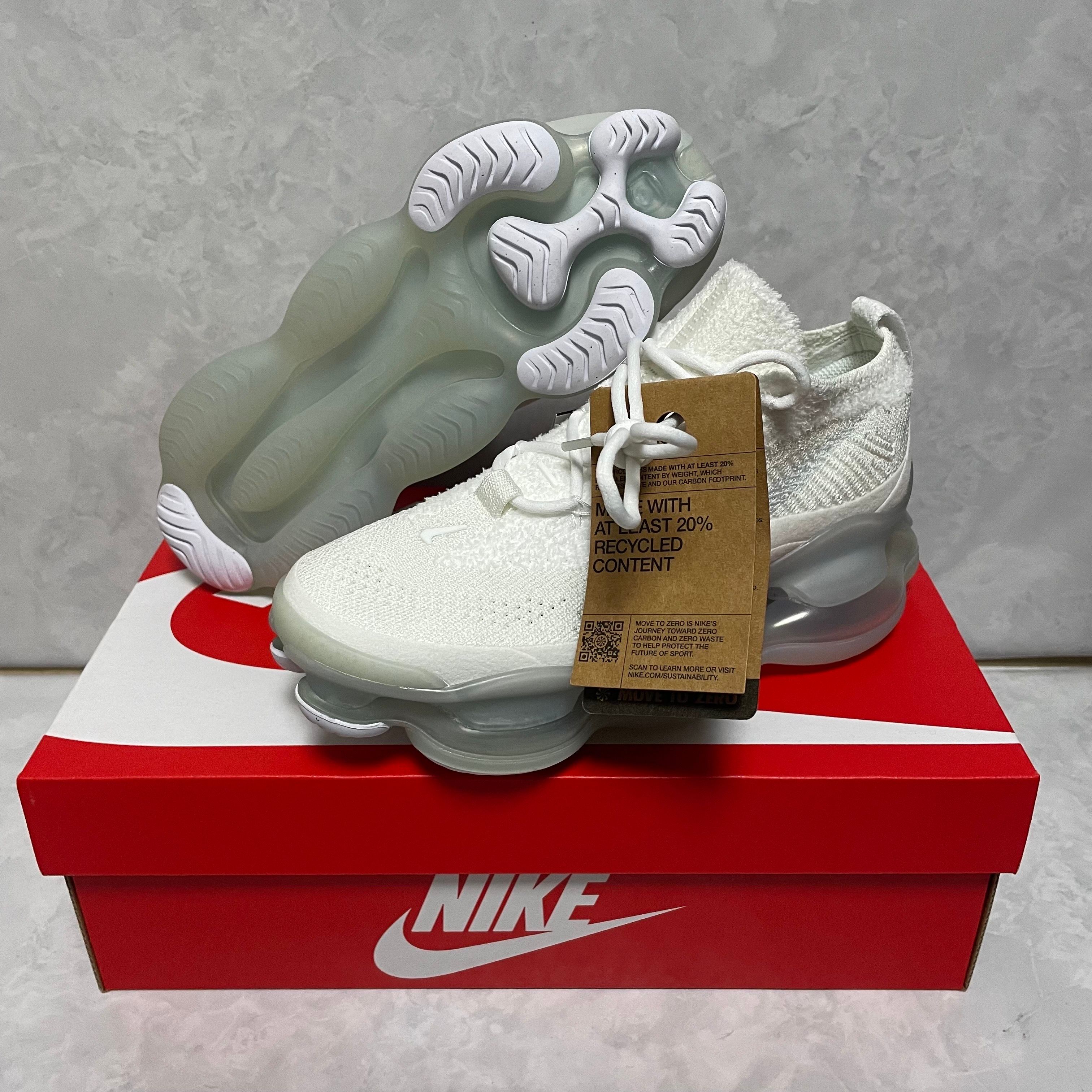 Nike Women's Air Max Scorpion Flyknit "White"