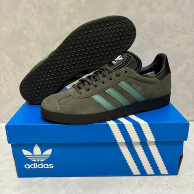 adidas Gazelle "Pantone/Core Black"