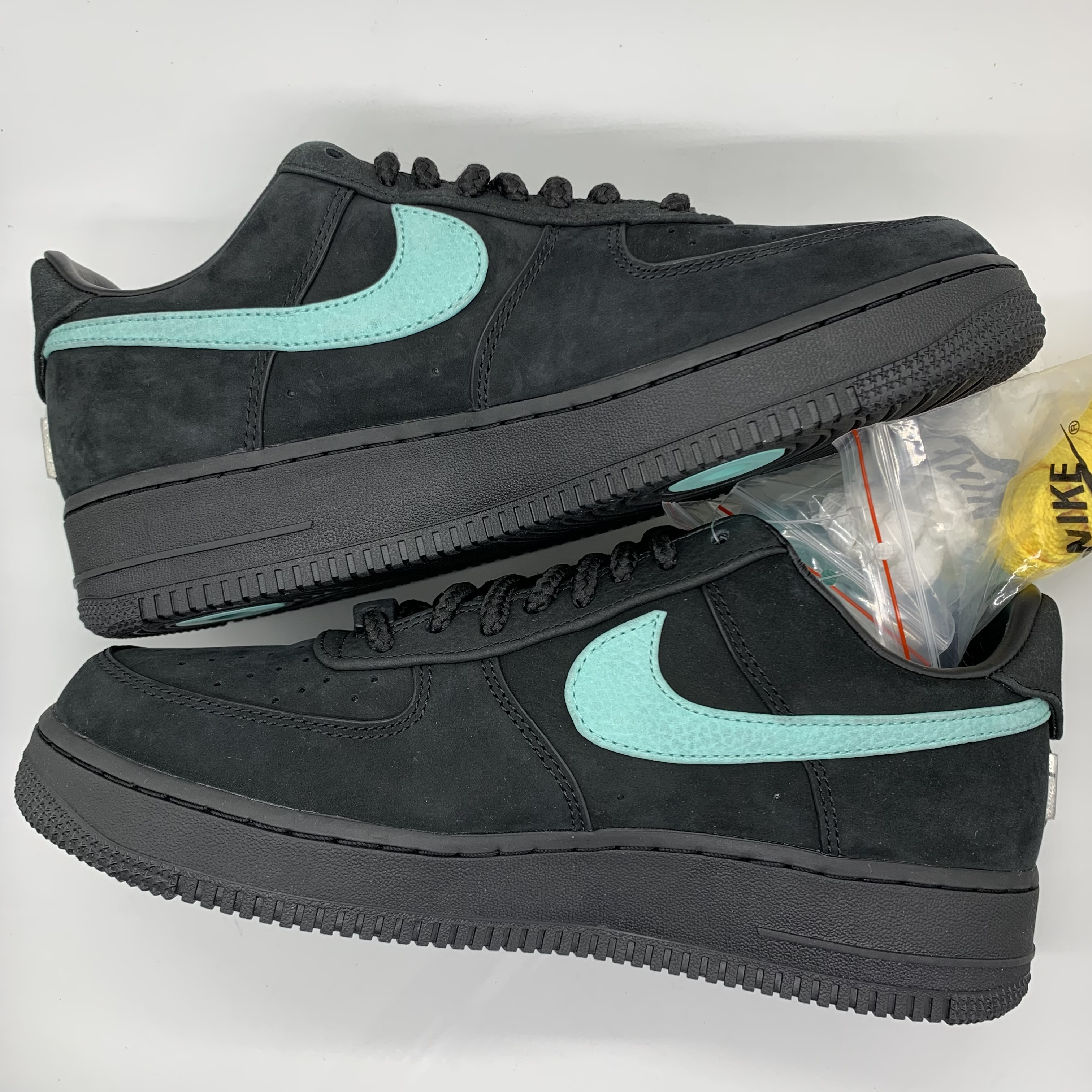 Tiffany & Co. × Nike Air Force 1 Low "1837"