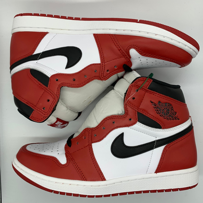 Nike Air Jordan 1 Retro High "Chicago" (2015)