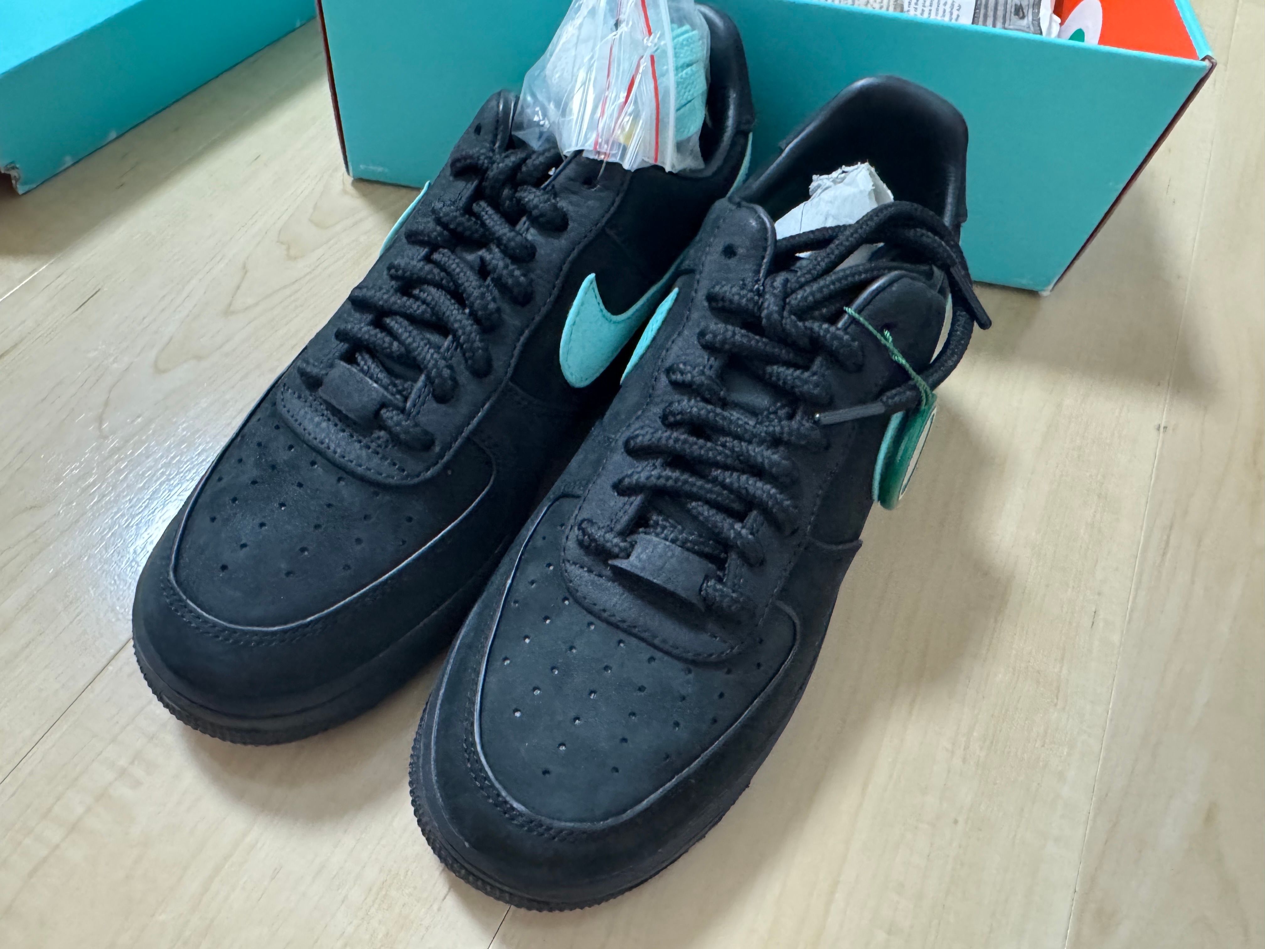 Tiffany & Co. × Nike Air Force 1 Low "1837"
