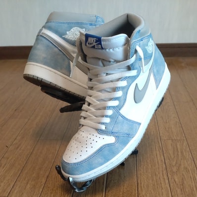 Nike Air Jordan 1 High OG "Hyper Royal"