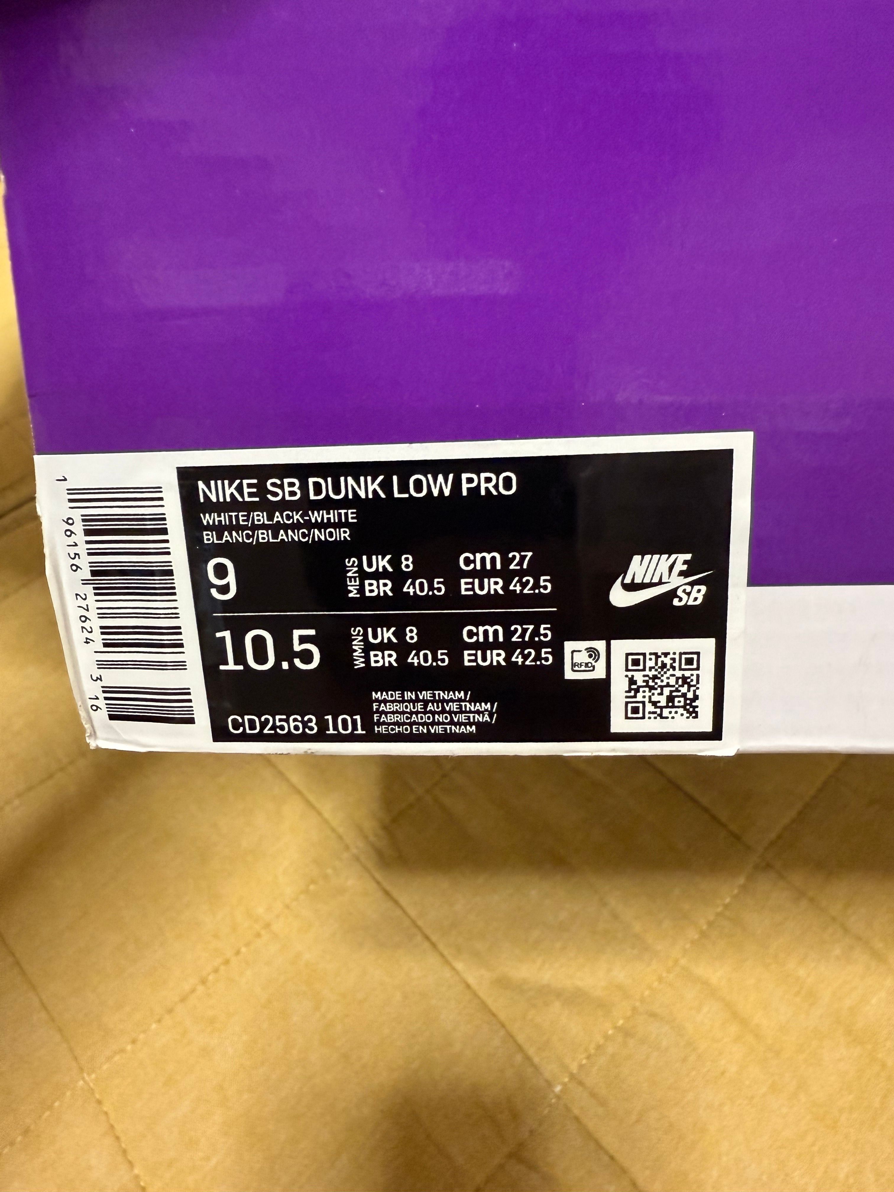 Nike SB Dunk Low Pro "White/Black-White-Gum Light Brown"