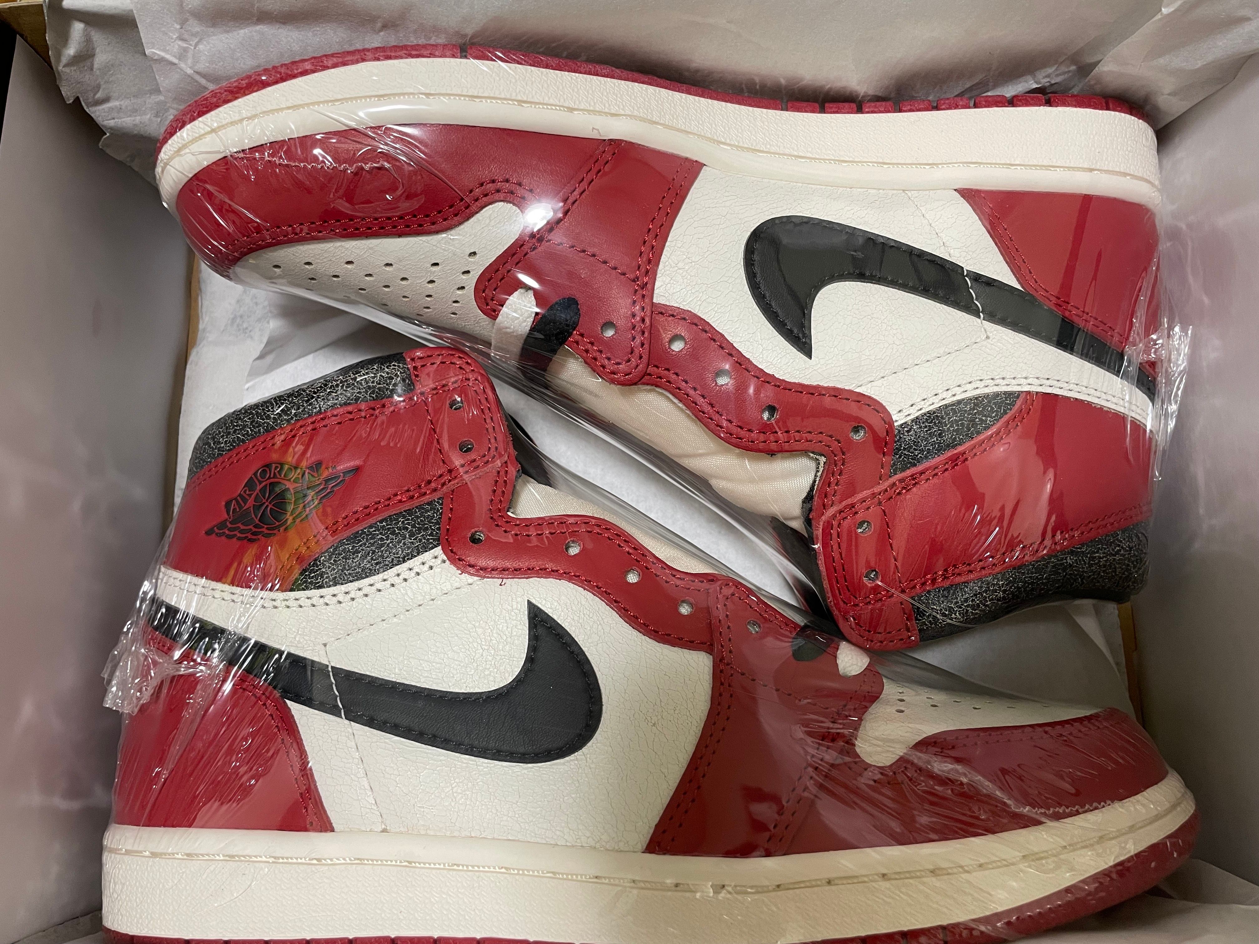 Nike Air Jordan 1 High OG "Lost & Found/Chicago"
