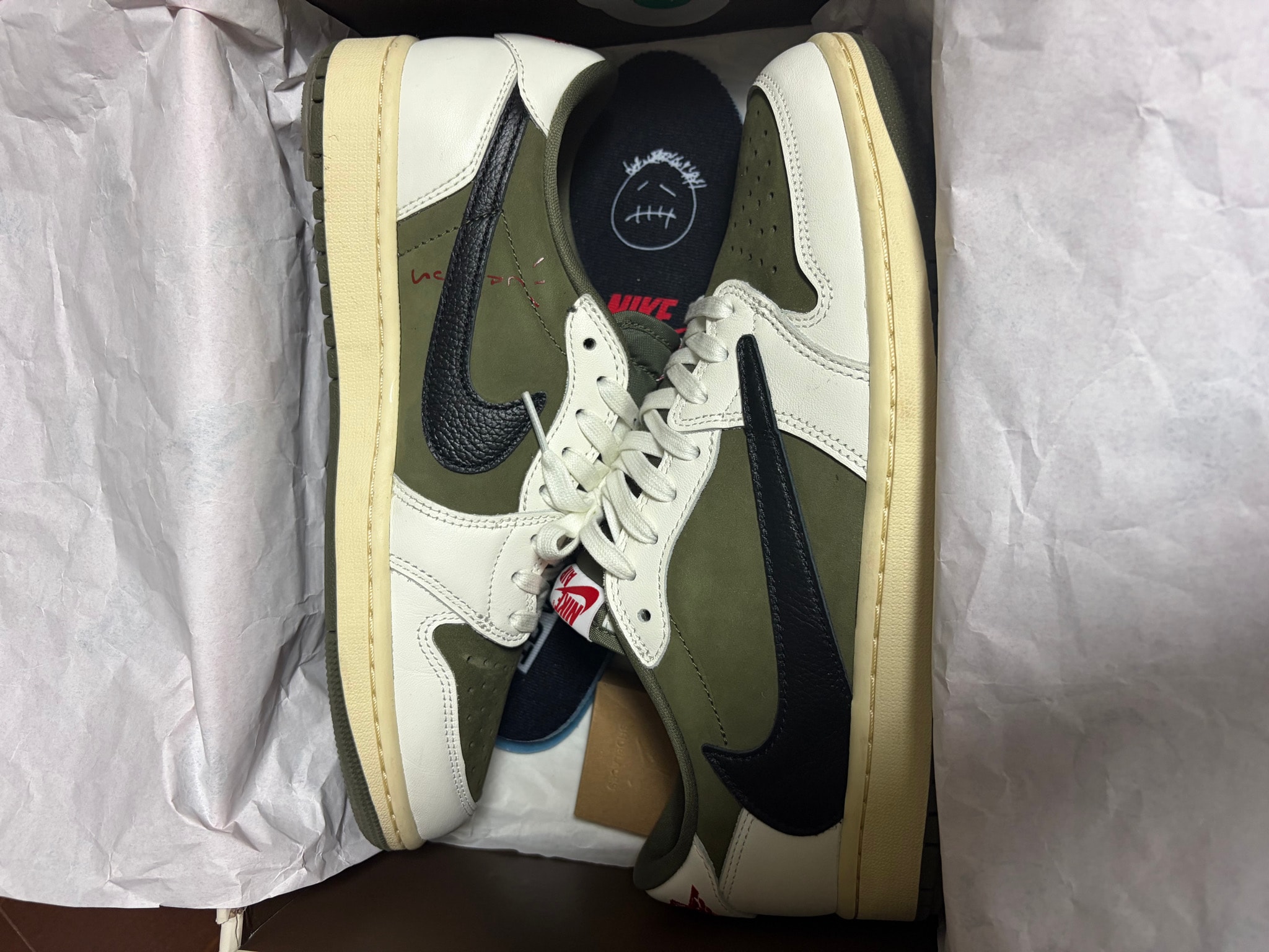 Travis Scott × Nike Air Jordan 1 Low OG SP "Reverse Olive"