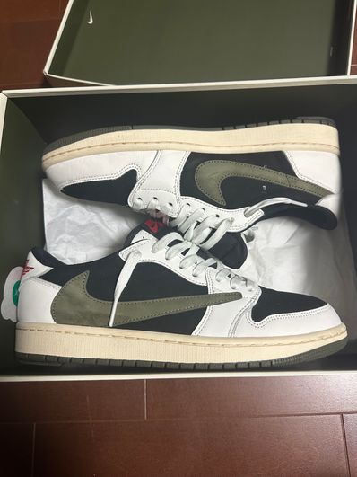 Travis Scott × Nike Women's Air Jordan 1 Low OG "Medium Olive"