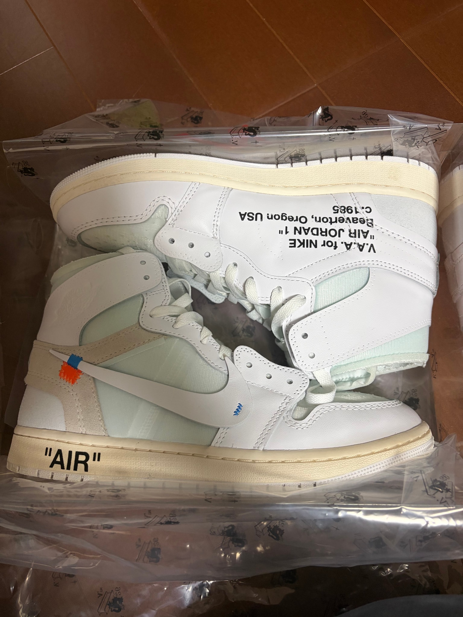 Virgil Abloh Archive (V.A.A.) × Nike Air Jordan 1 Retro High OG "Alaska"