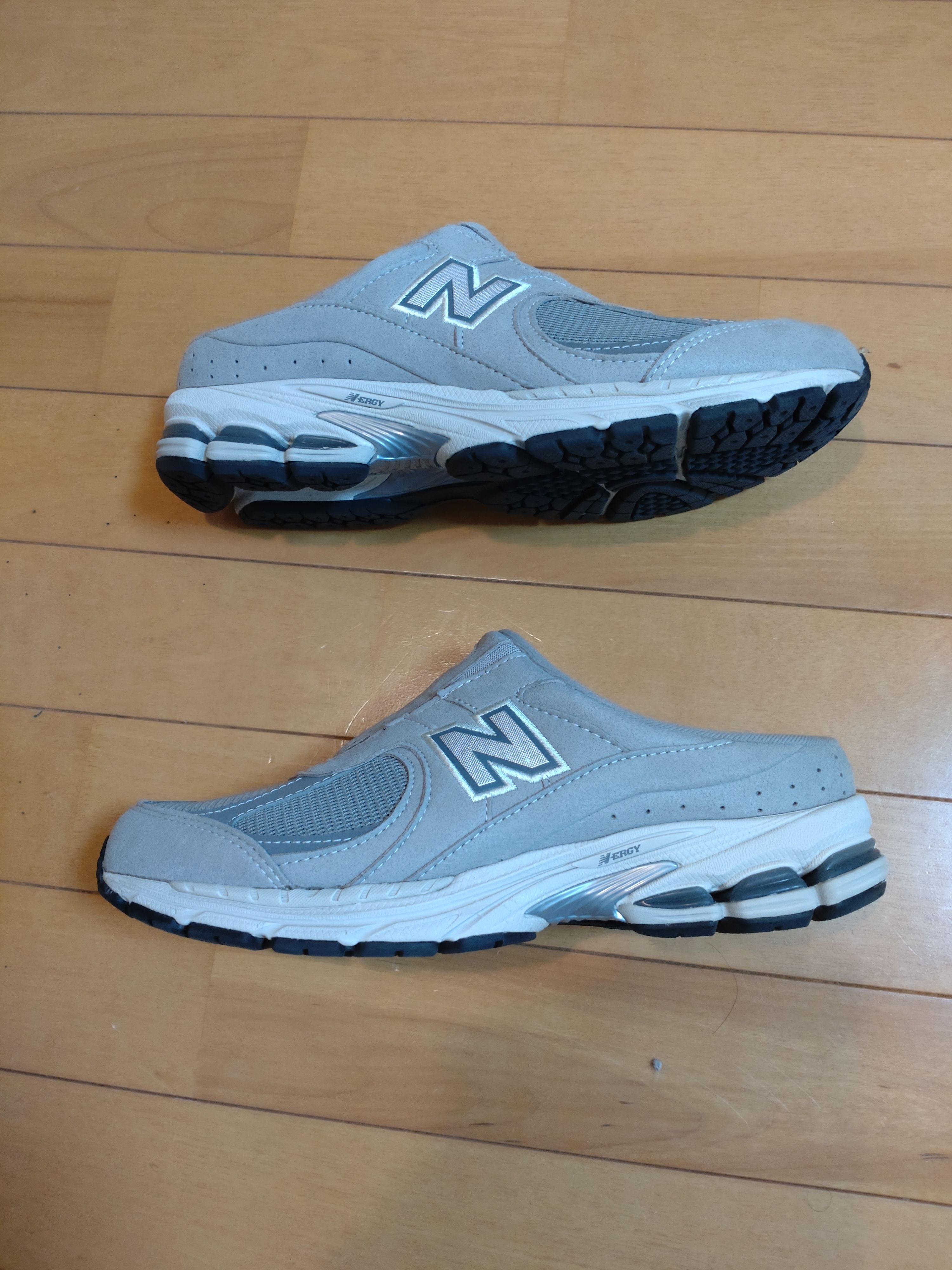 New Balance 2002R Mule "Gray/Silver"