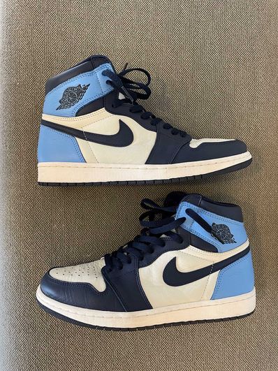 Nike Air Jordan 1 Retro High OG "Obsidian/University Blue"