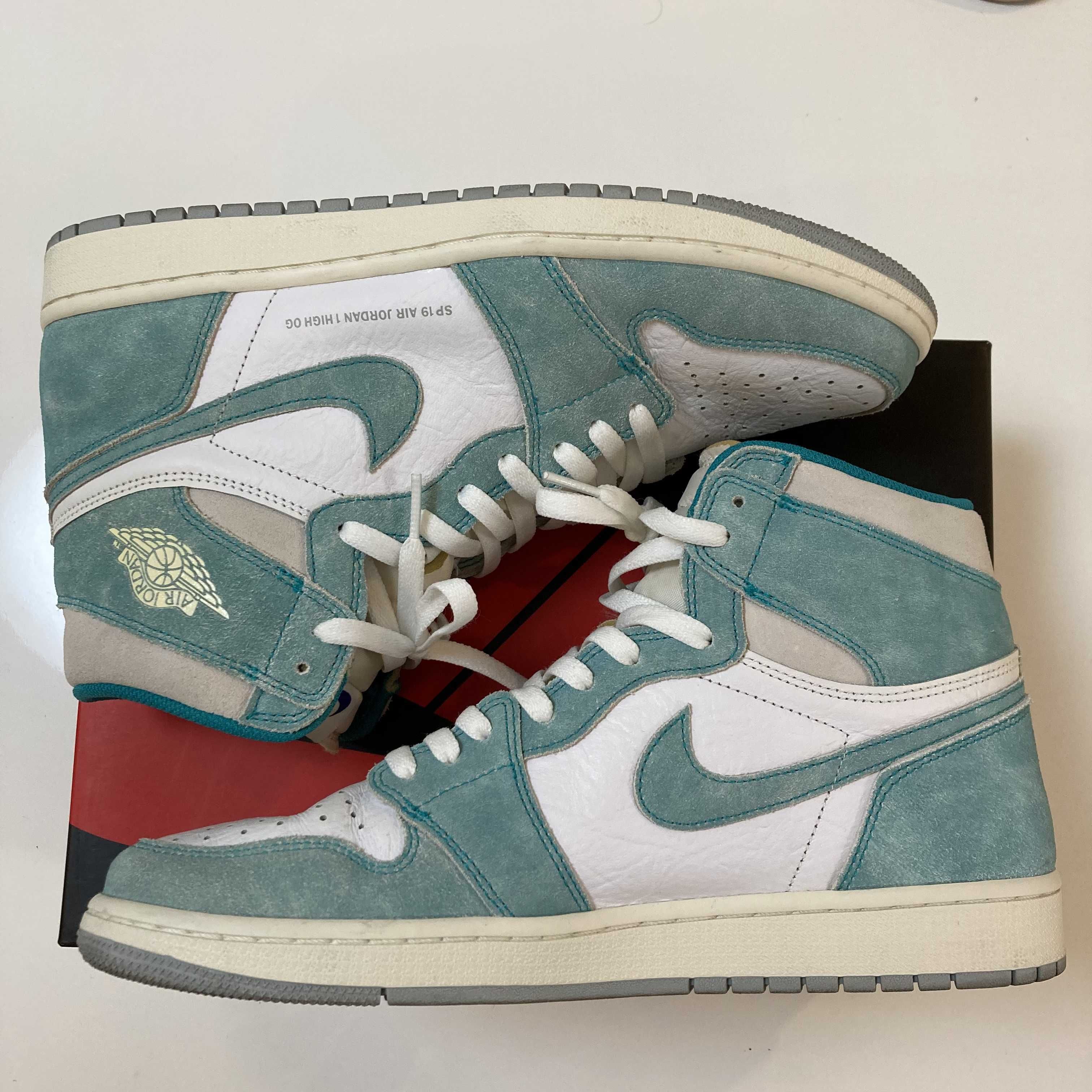 Nike Air Jordan 1 Retro High OG "Turbo Green"