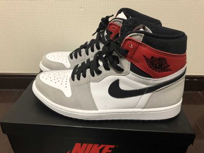 Nike Air Jordan 1 High OG "White/Black/Light Smoke Grey"