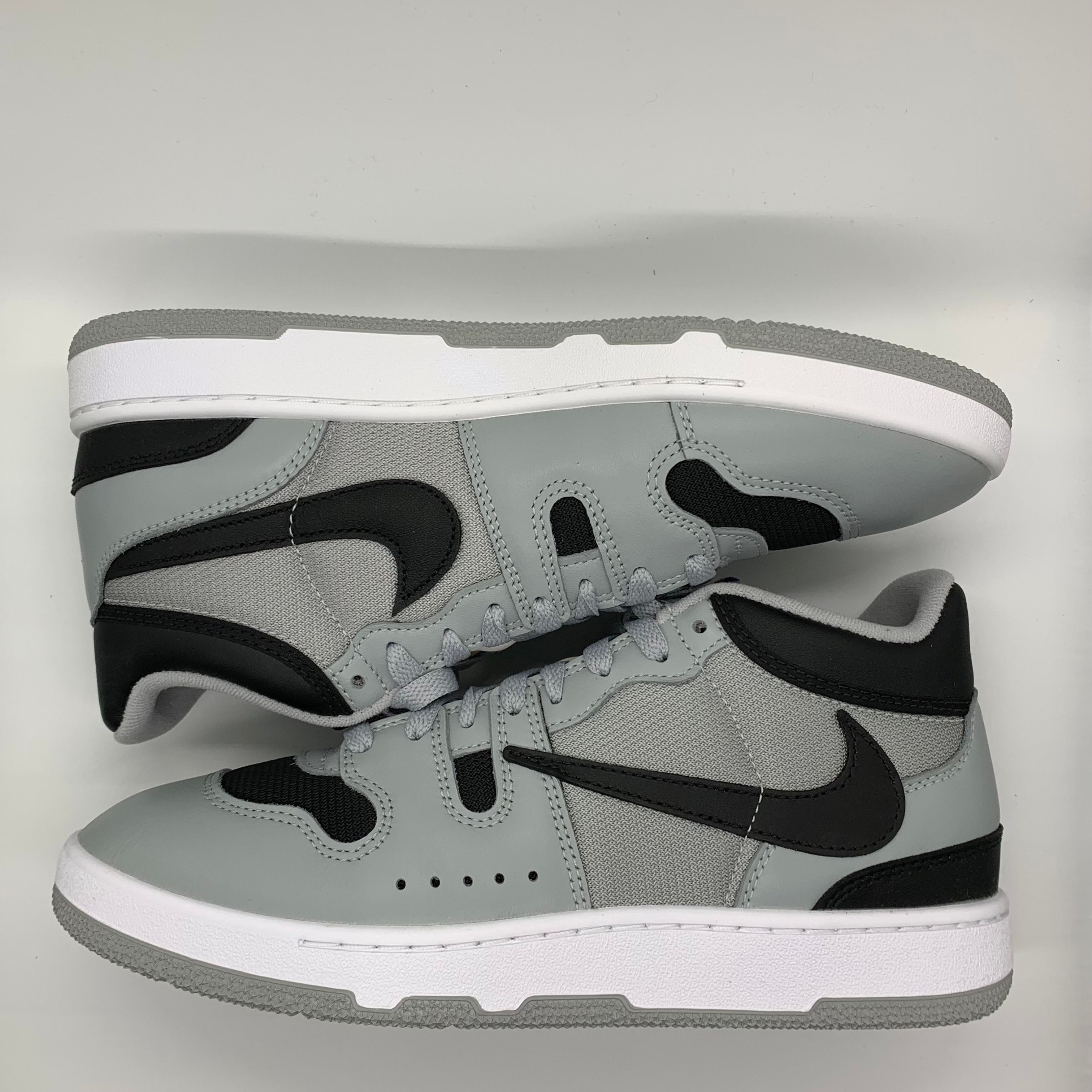 Travis Scott Cactus Jack × Nike Attack (Mac Attack) "Light Smoke Grey"