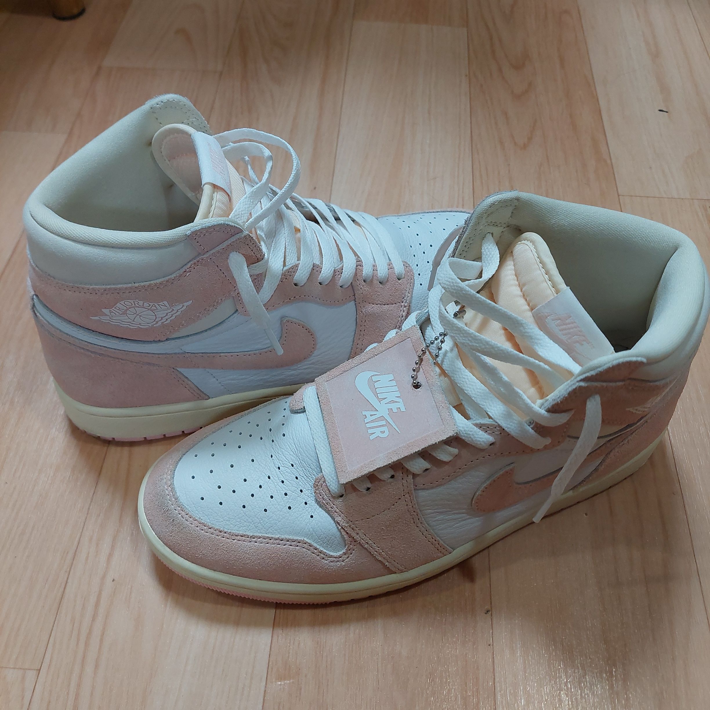 Nike Women's Air Jordan 1 Retro High OG "Washed Pink"