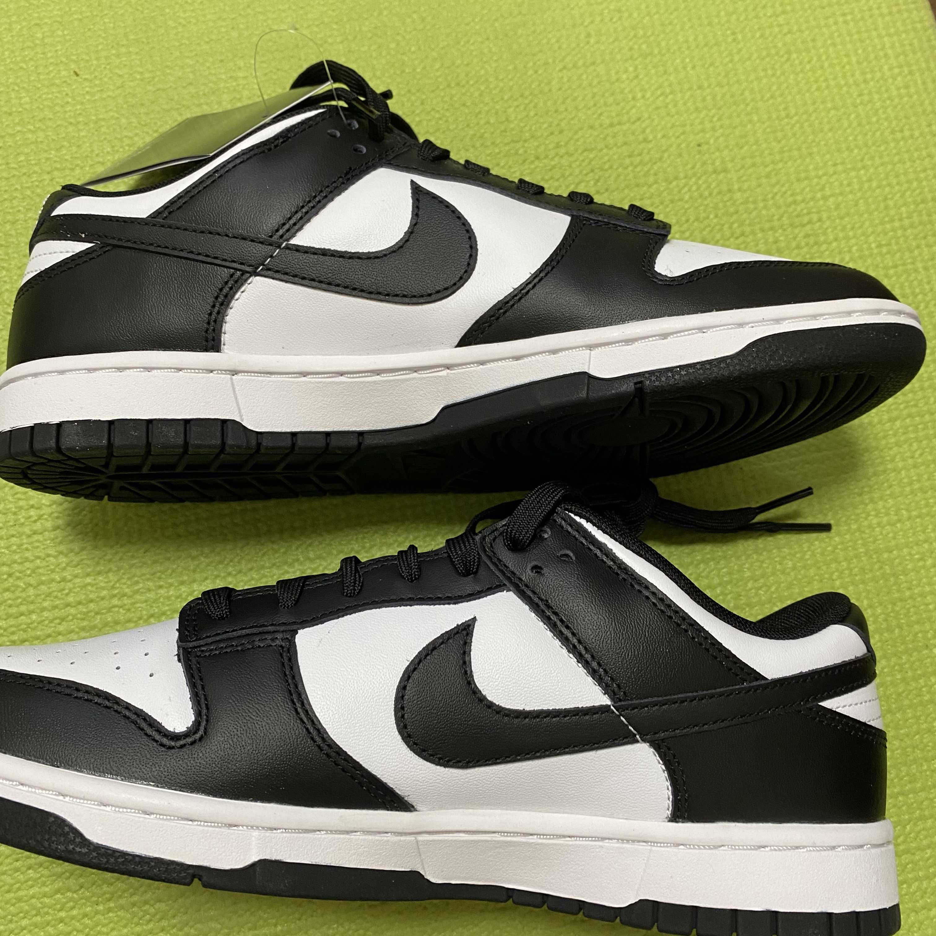 Nike Dunk Low Retro "Panda/White/Black"