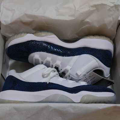 AIR JORDAN 11 LOW "SNAKESKIN"