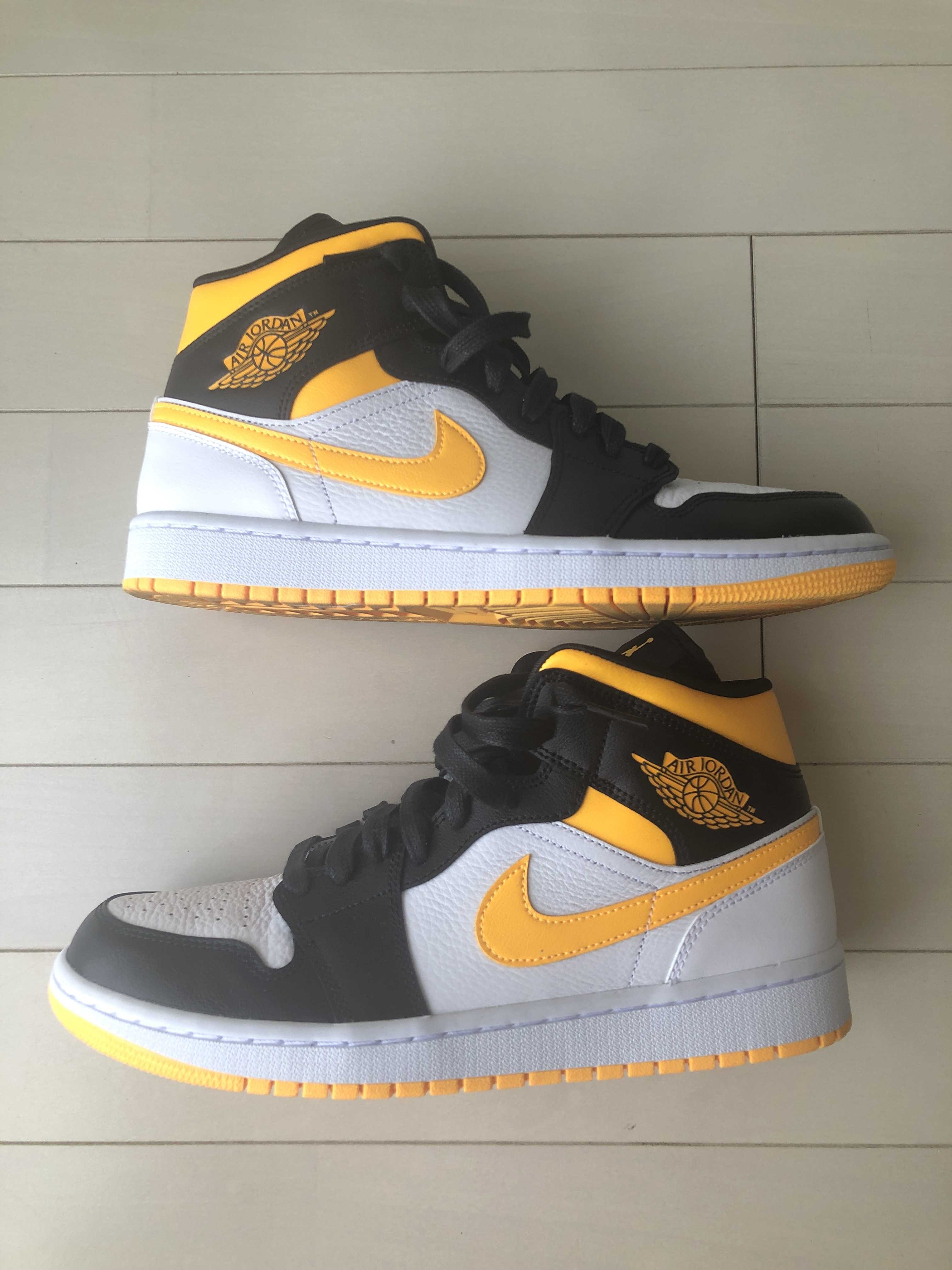 Nike Women's Air Jordan 1 Mid SE "Laser Orange Black"      