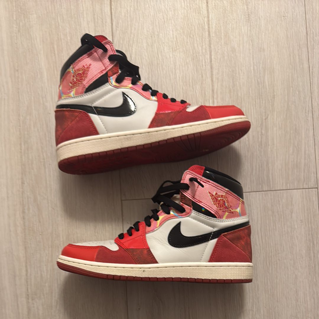 Spider-Man × Nike Air Jordan 1 Retro High OG SP "Spider-Man: Across the Spider-Verse/University Red"