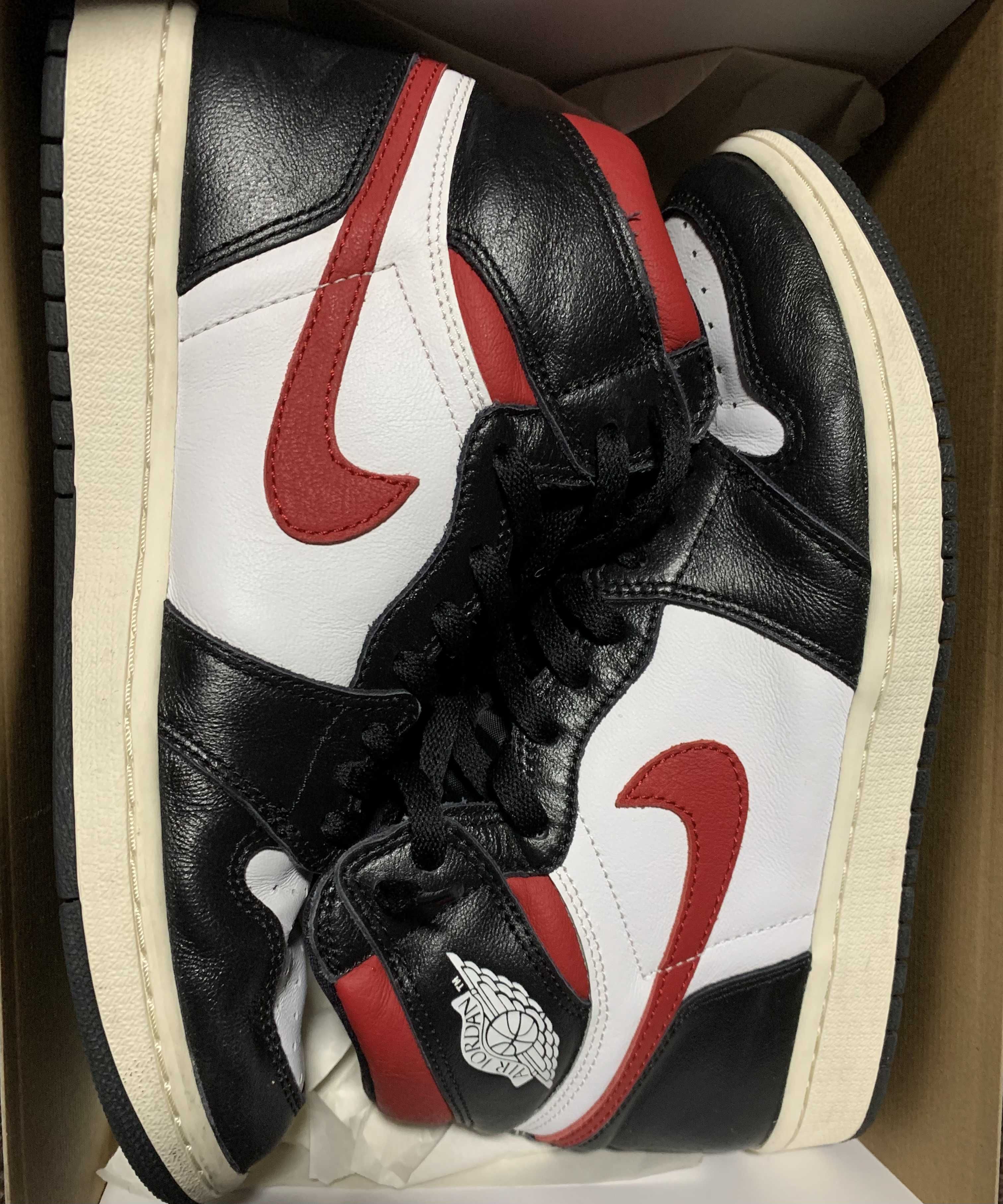 Nike Air Jordan 1 Retro High "Black/White/Sail/Gym Red"    
