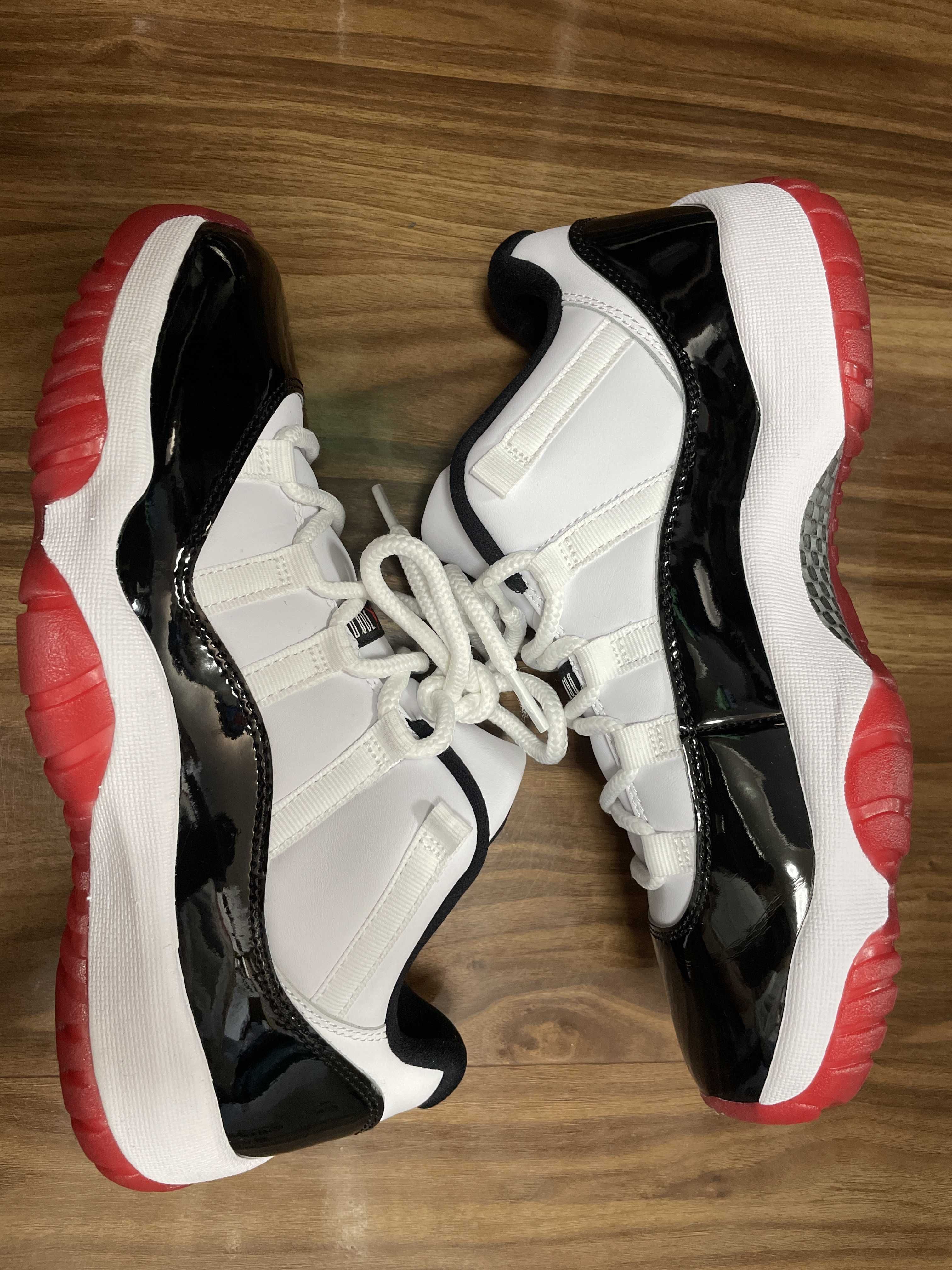 Nike Air Jordan 11 Low "Gym Red"
