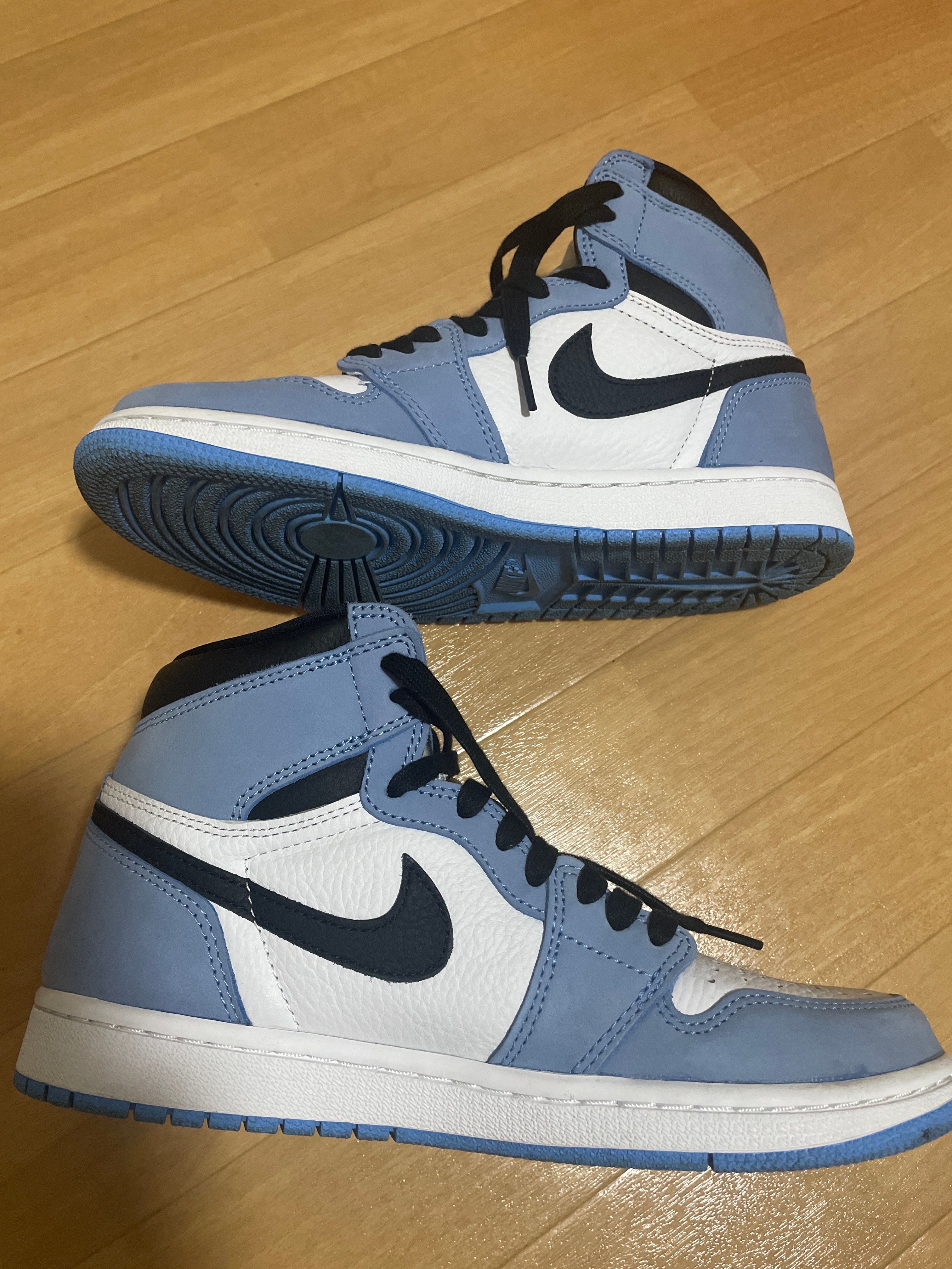 Nike Air Jordan 1 High OG "University Blue"