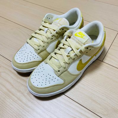 NIKE Women's DUNK LOW "LEMON DROP"