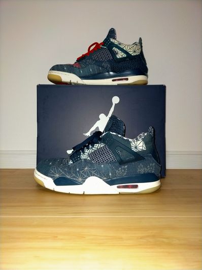 Nike Air Jordan 4 SE