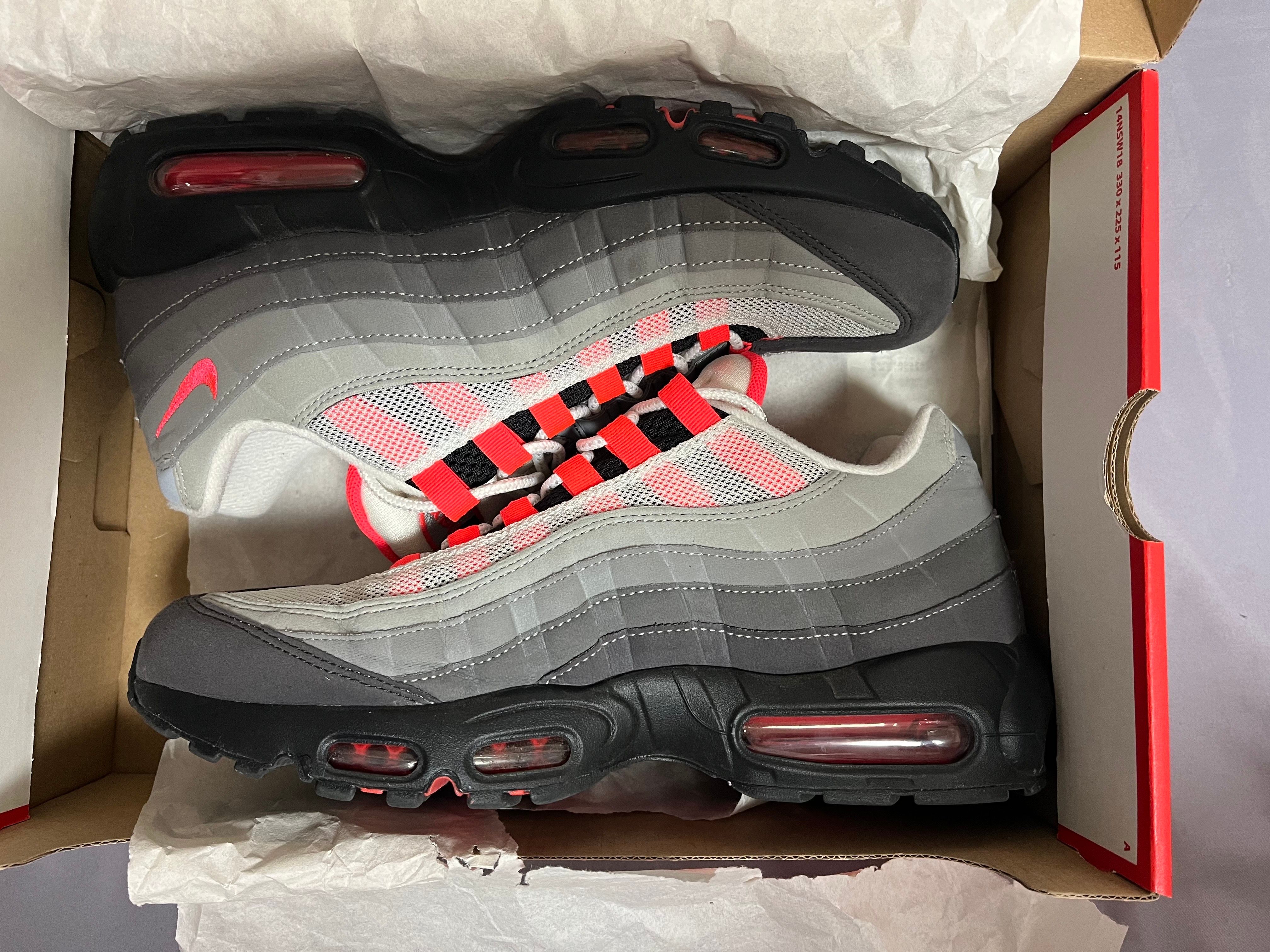 Nike Air Max 95 OG "White/Solar Red"