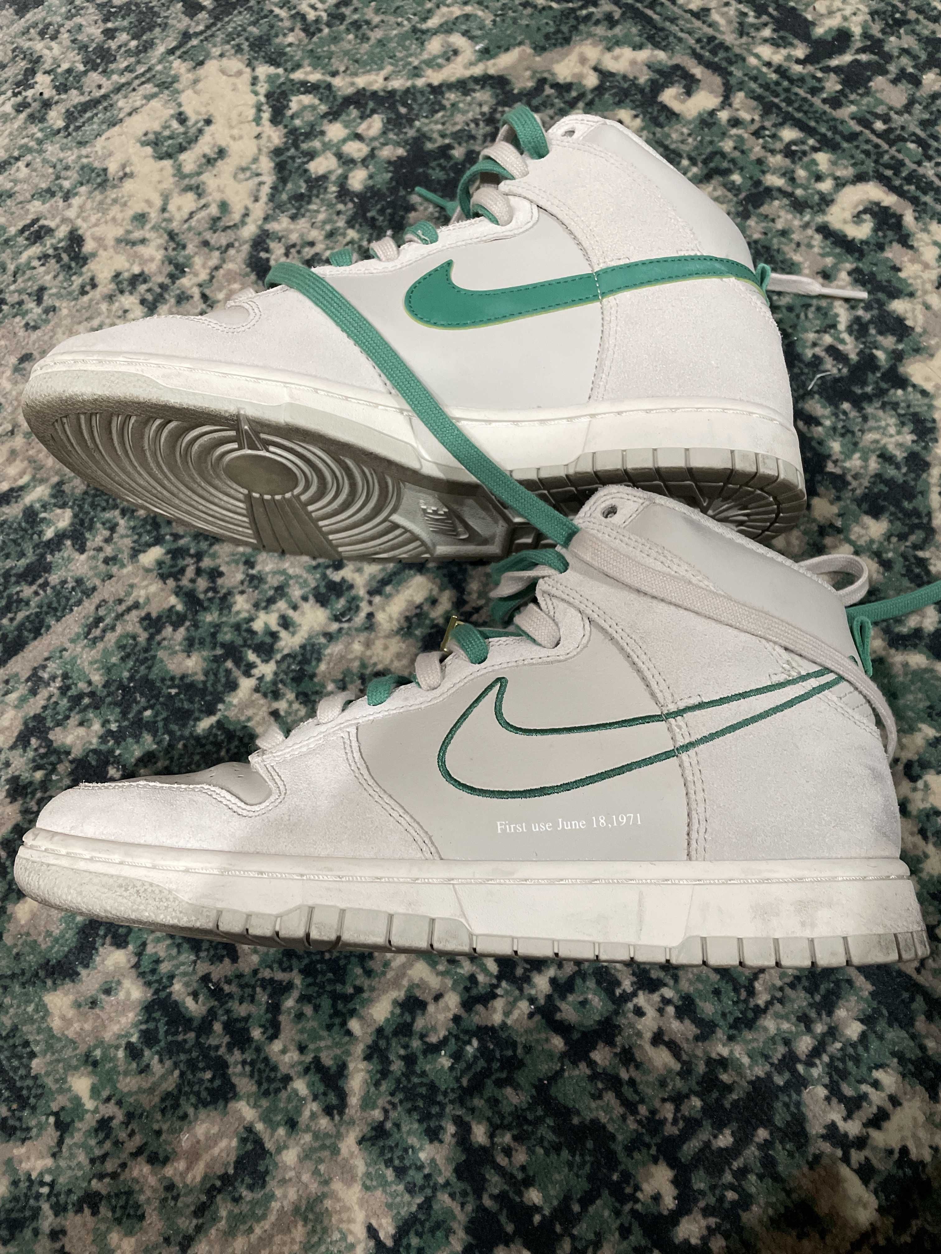 Nike Dunk High SE First Use "Light Bone/Green Noise"