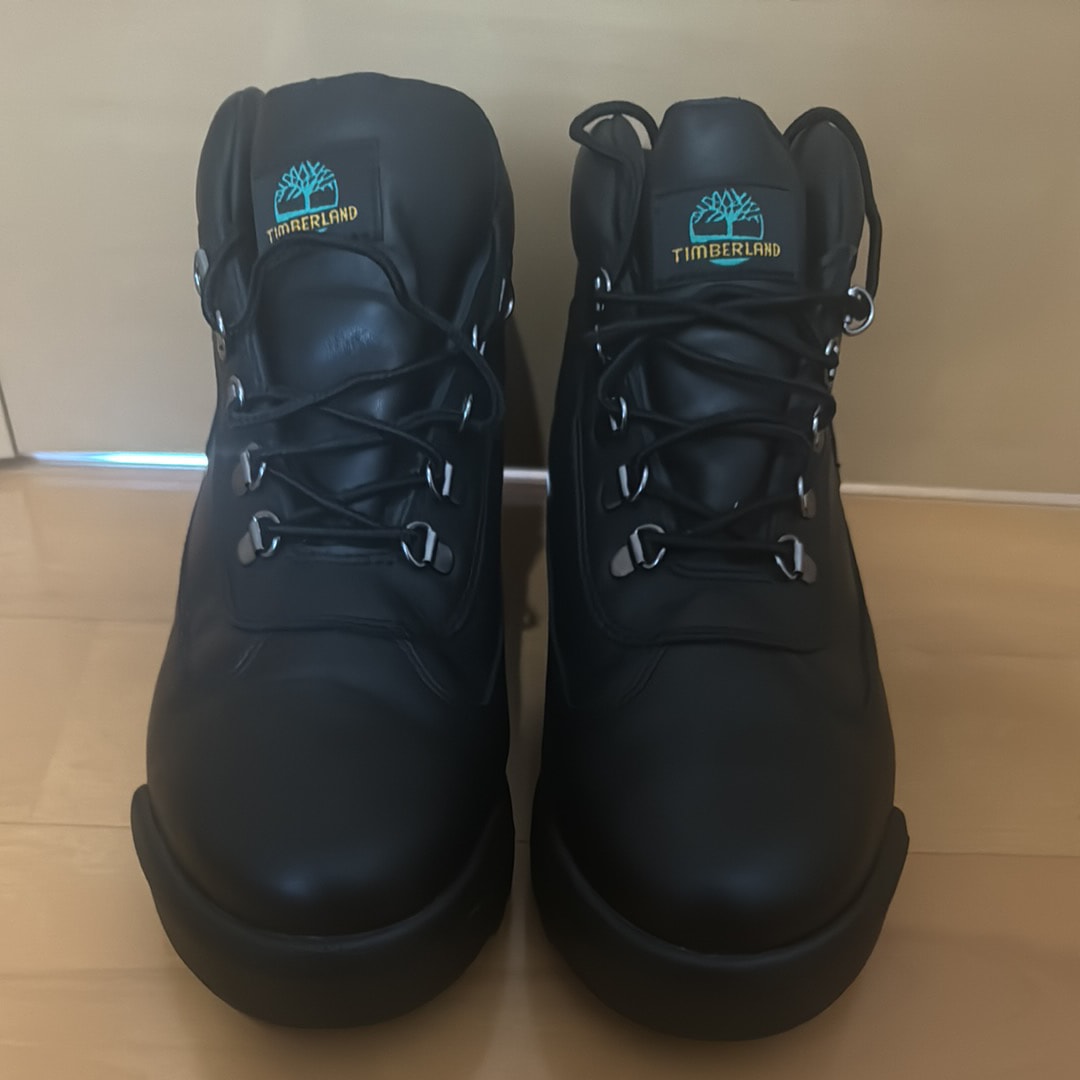 シュプリーム × ティンバーランド フィールド ブーツ "ブラック"