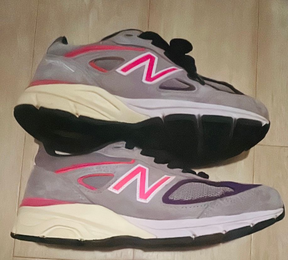 KITH × UNITED ARROWS & SONS × New Balance 990V4 "Smoked Pearl"